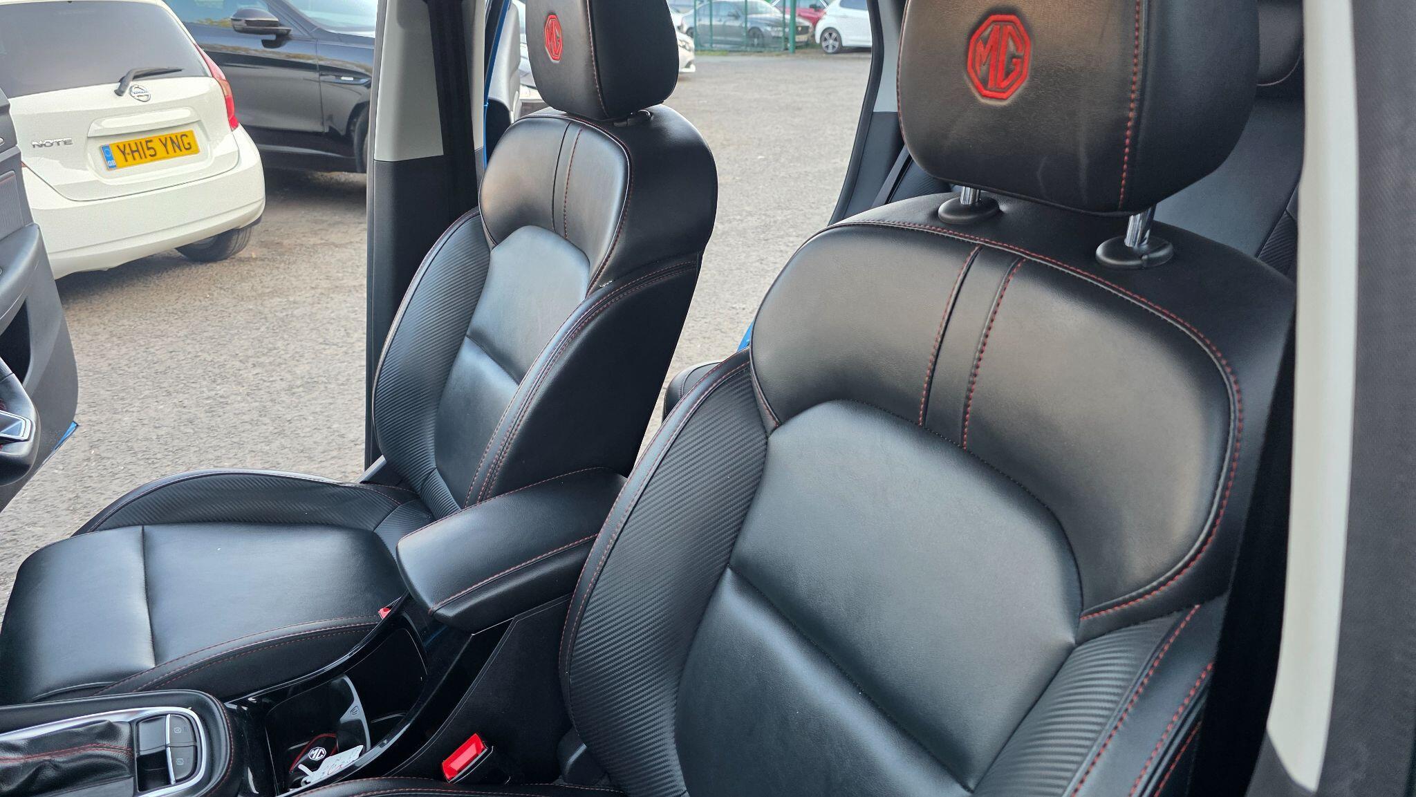 MG MG ZS - Image 45
