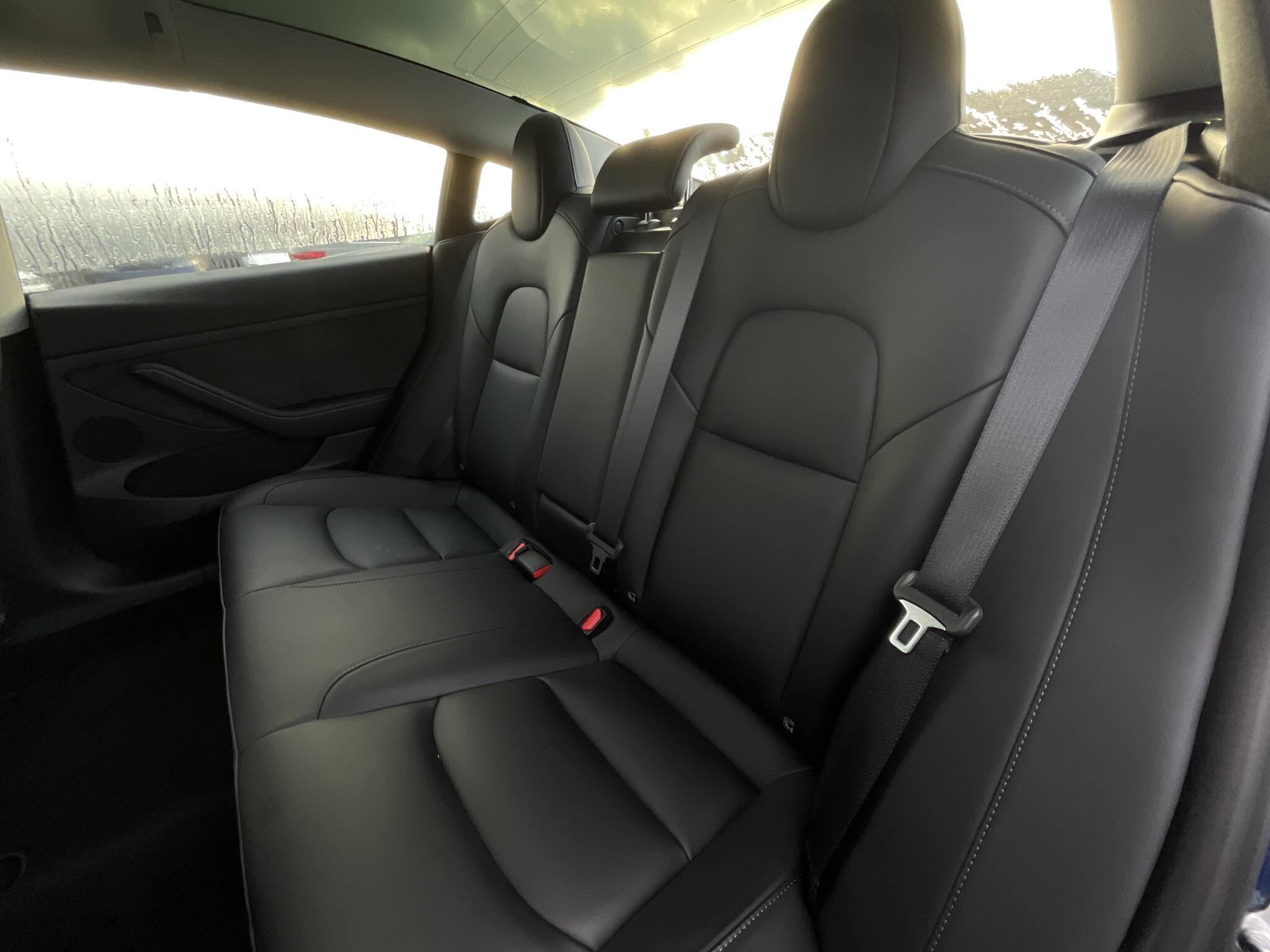 Tesla Model 3 - Image 14