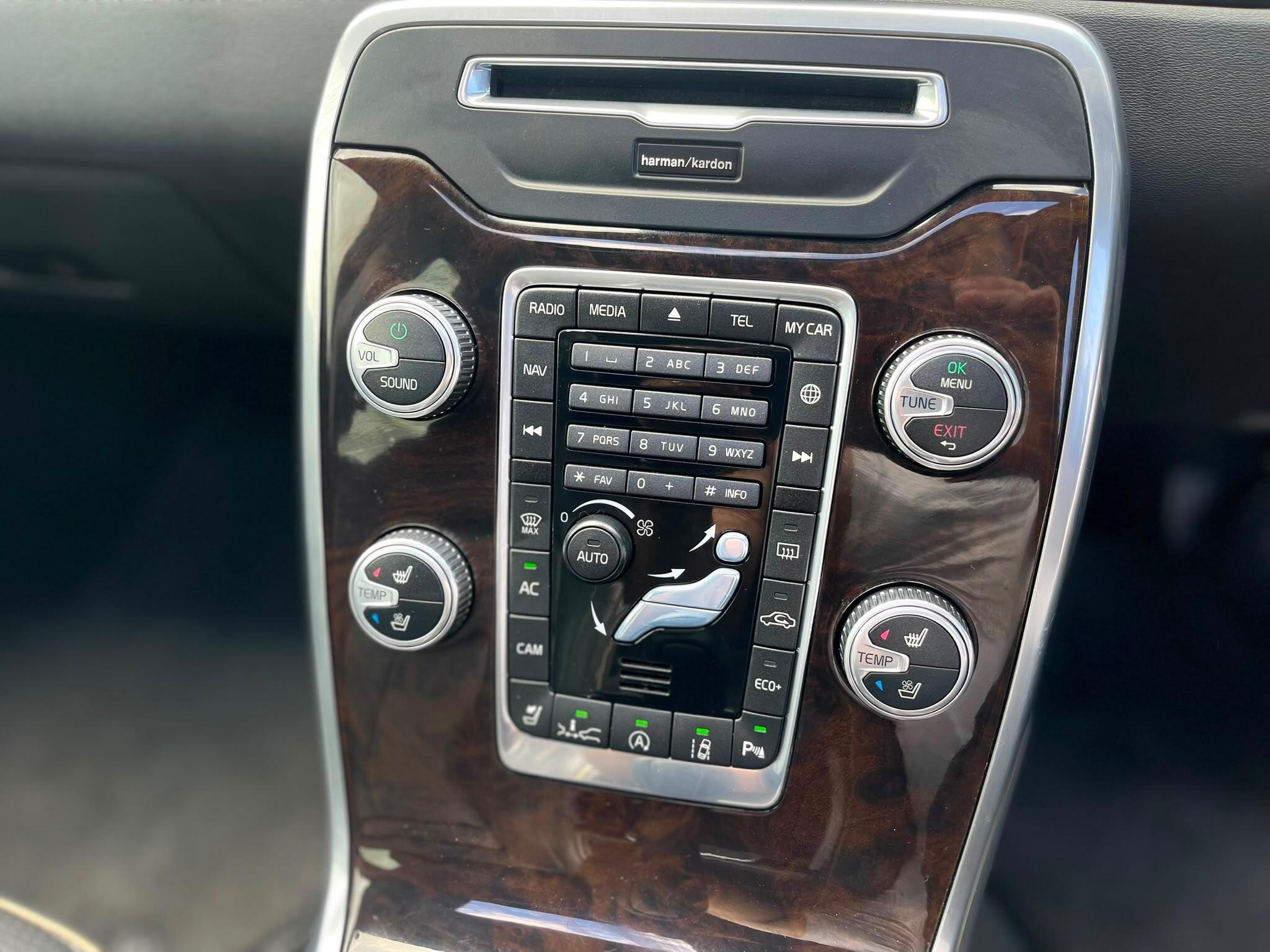 Volvo V70 - Image 20