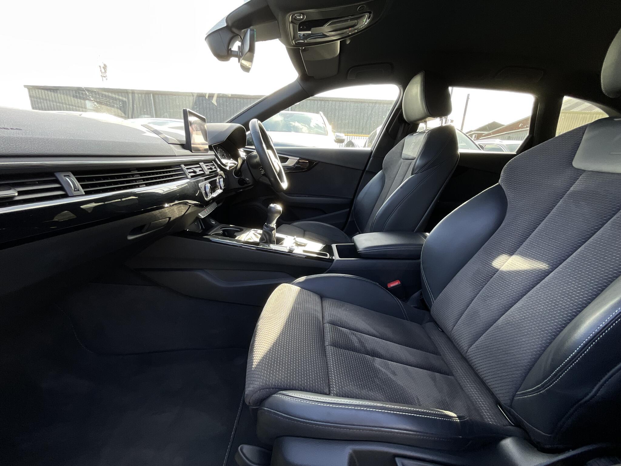 Audi A4 - Image 18
