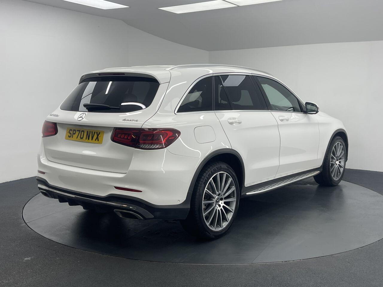 Mercedes GLC - Image 17