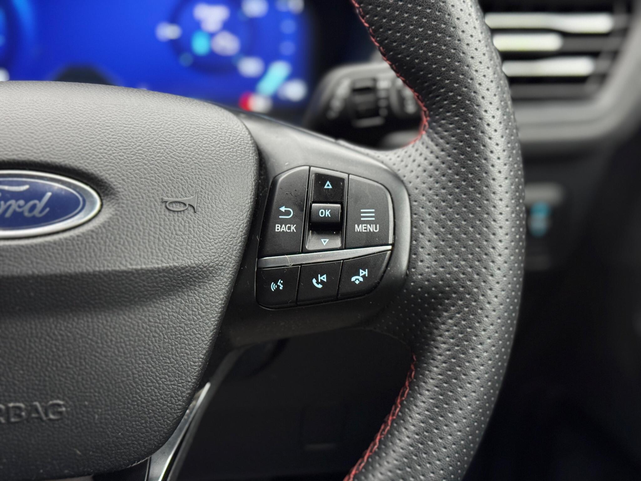 Ford Kuga - Image 21