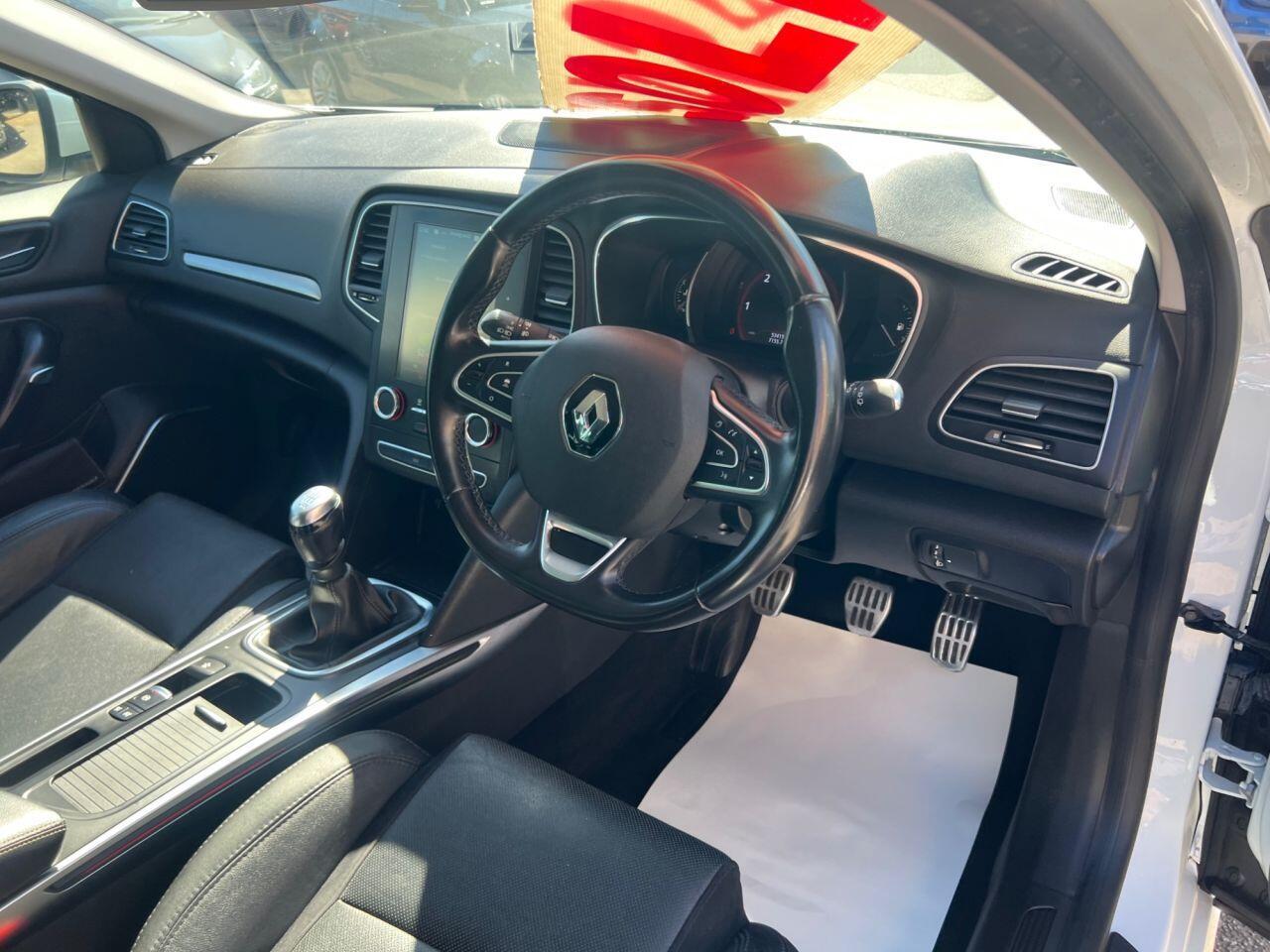 Renault Megane - Image 15