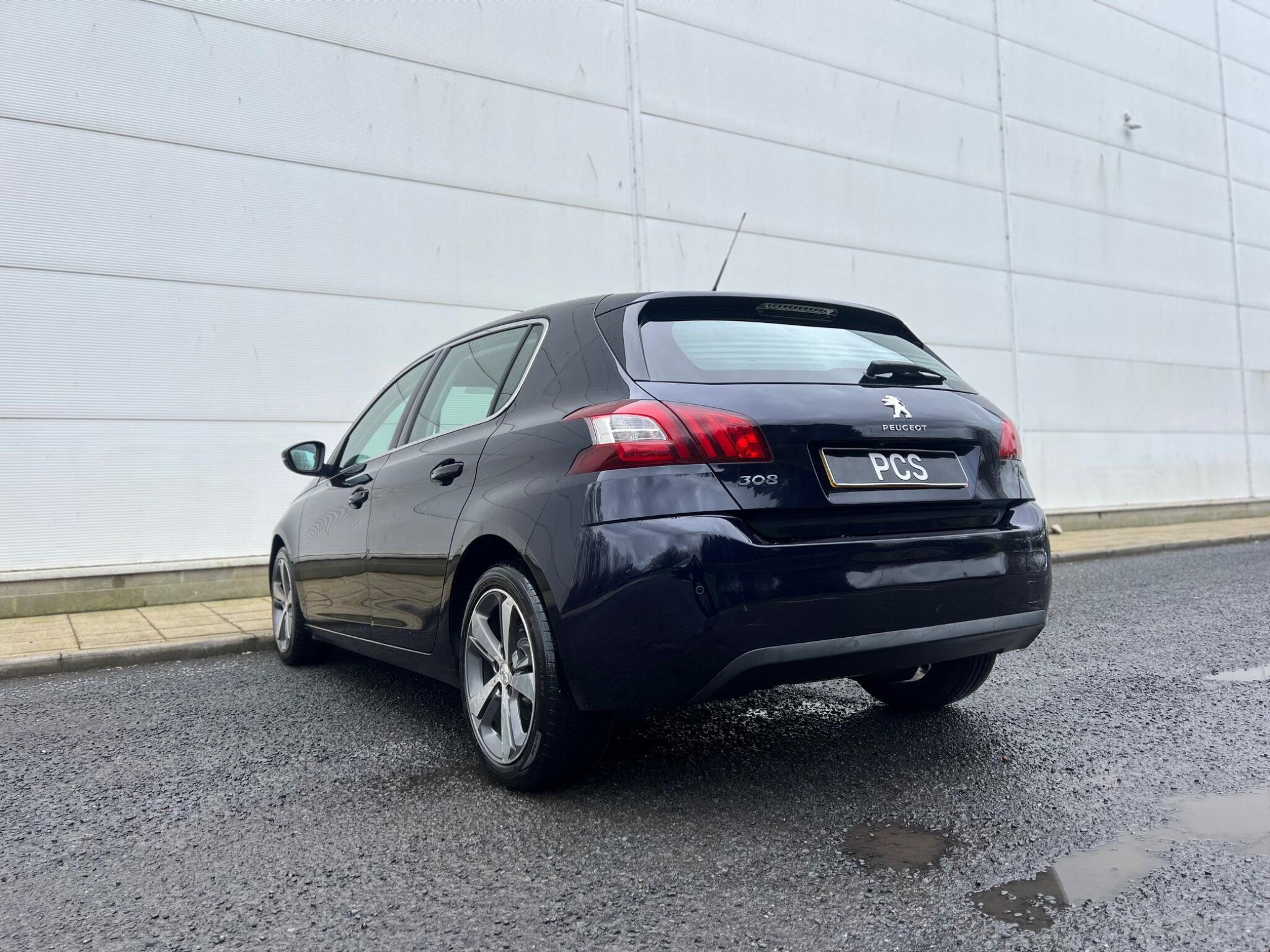 Peugeot 308 - Image 11