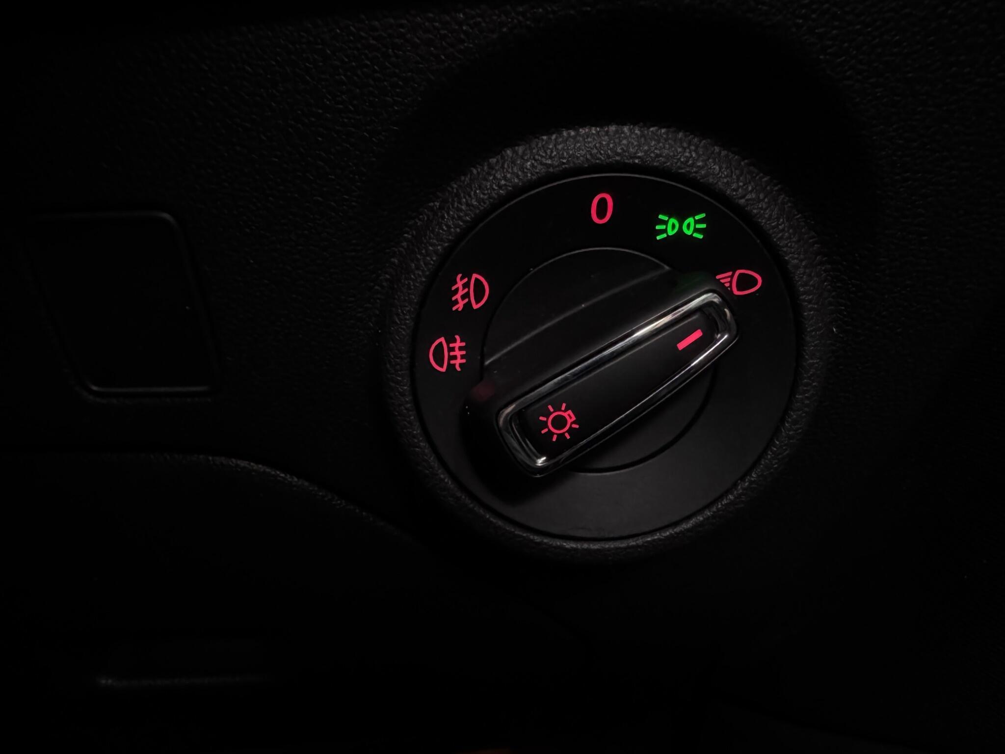 SEAT Leon - Image 20