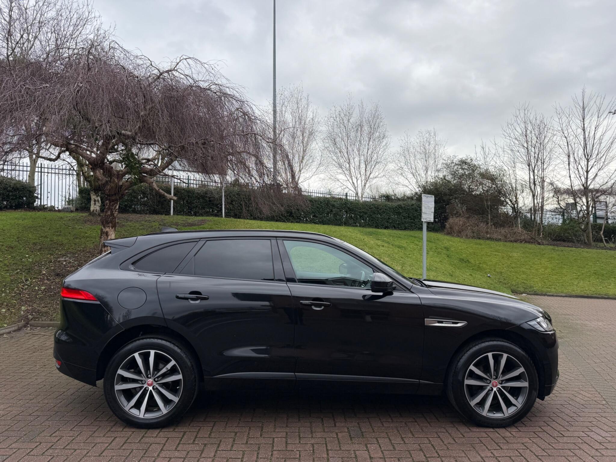 Jaguar F-Pace - Image 25