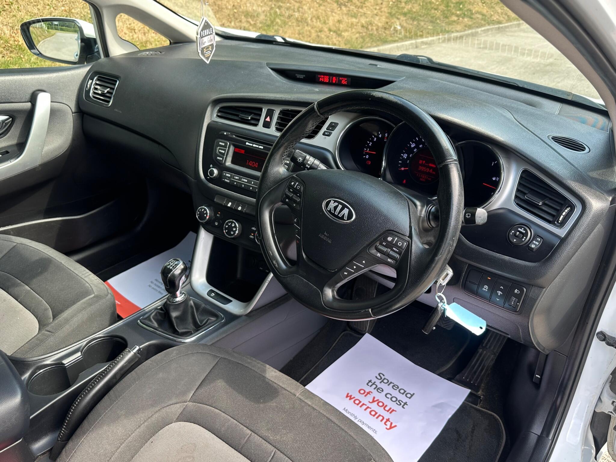Kia ceed - Image 17