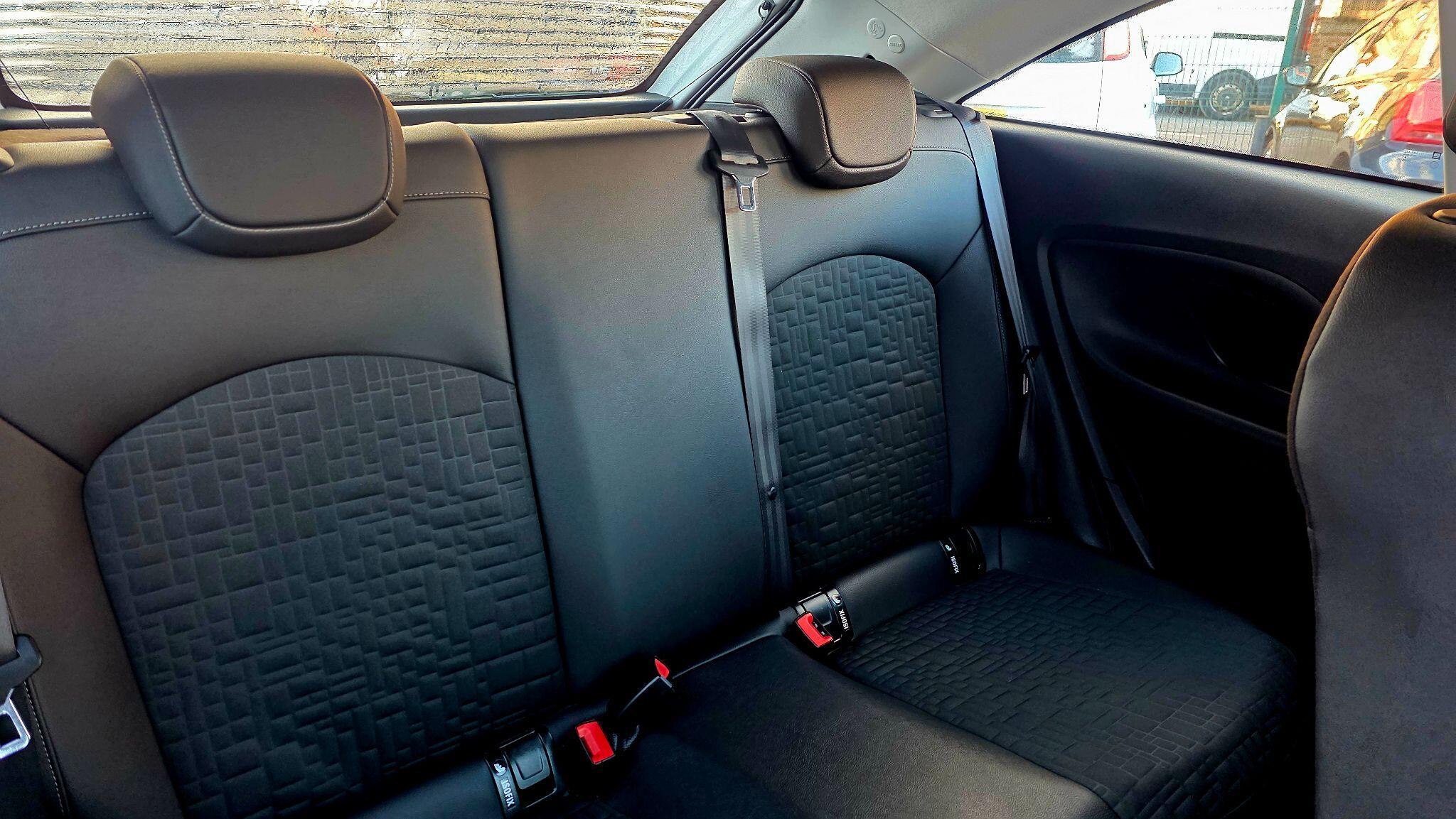 Vauxhall Corsa - Image 18