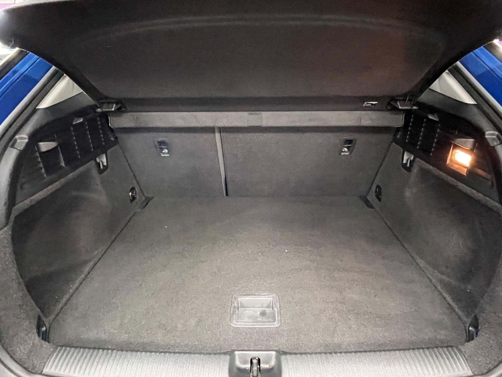 Audi Q2 - Image 17