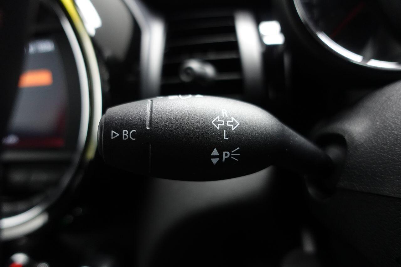 MINI Hatch - Image 30