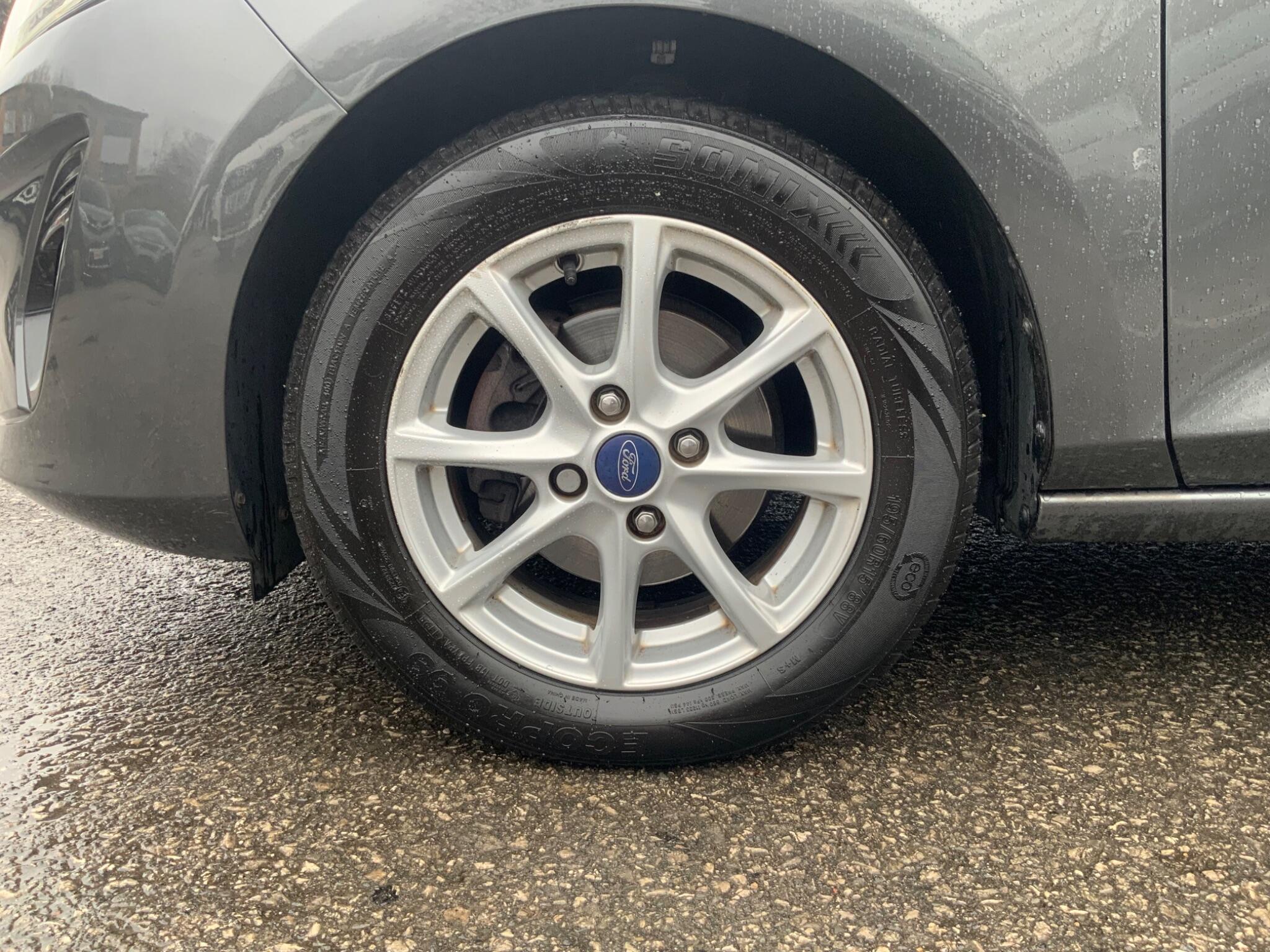 Ford Fiesta - Image 26