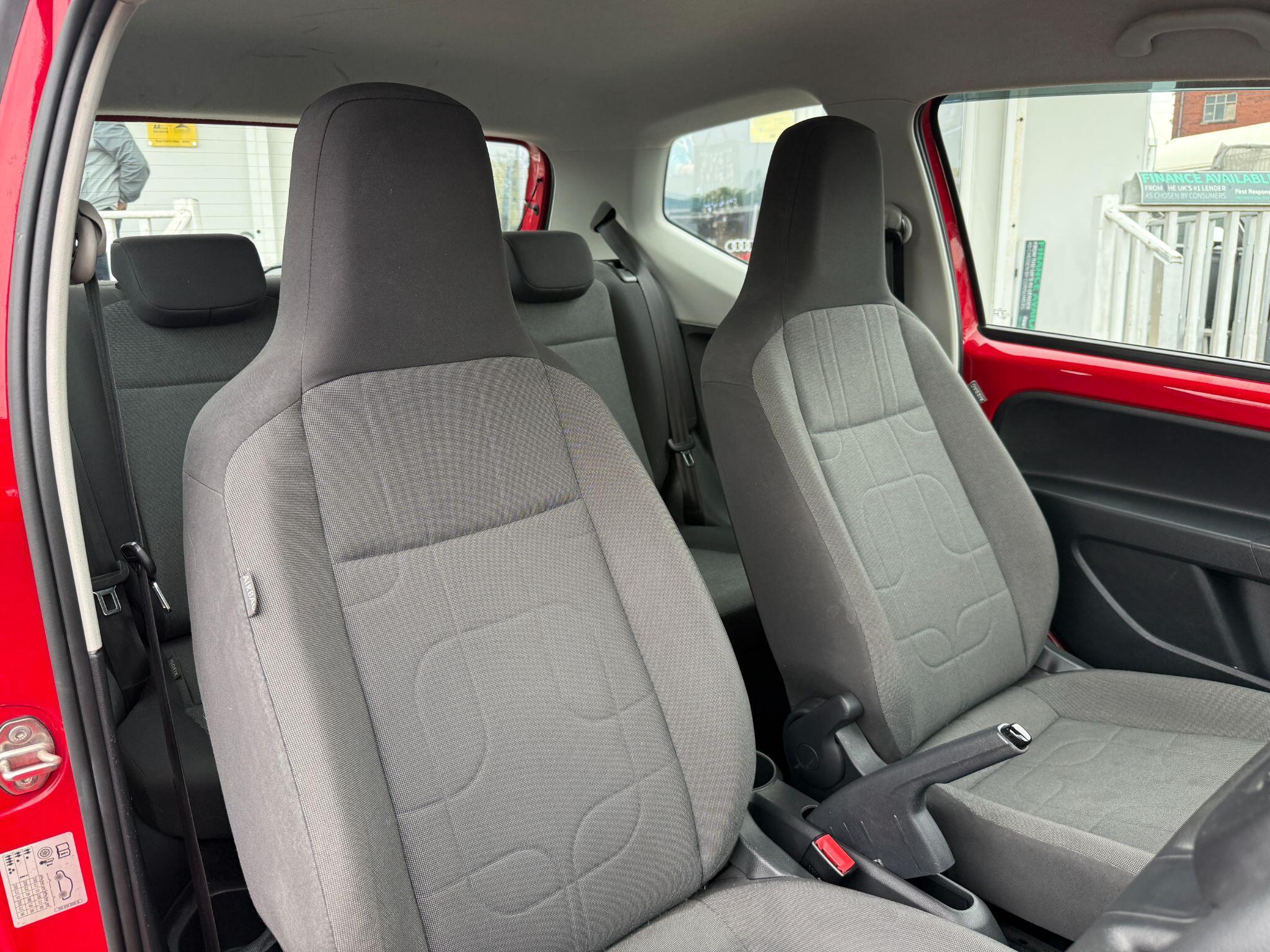 Volkswagen up! - Image 34