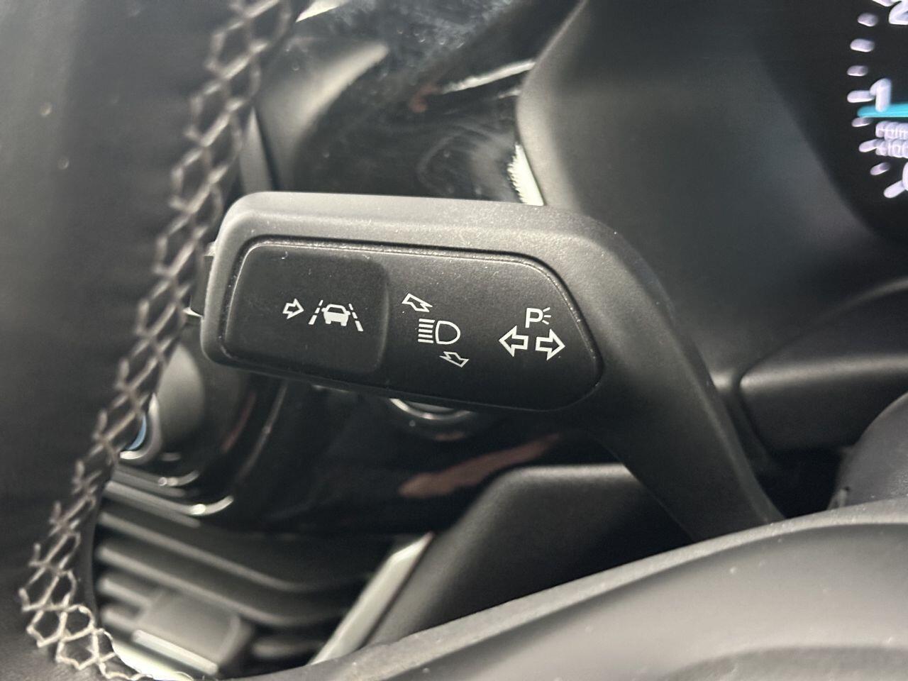 Ford Fiesta - Image 22