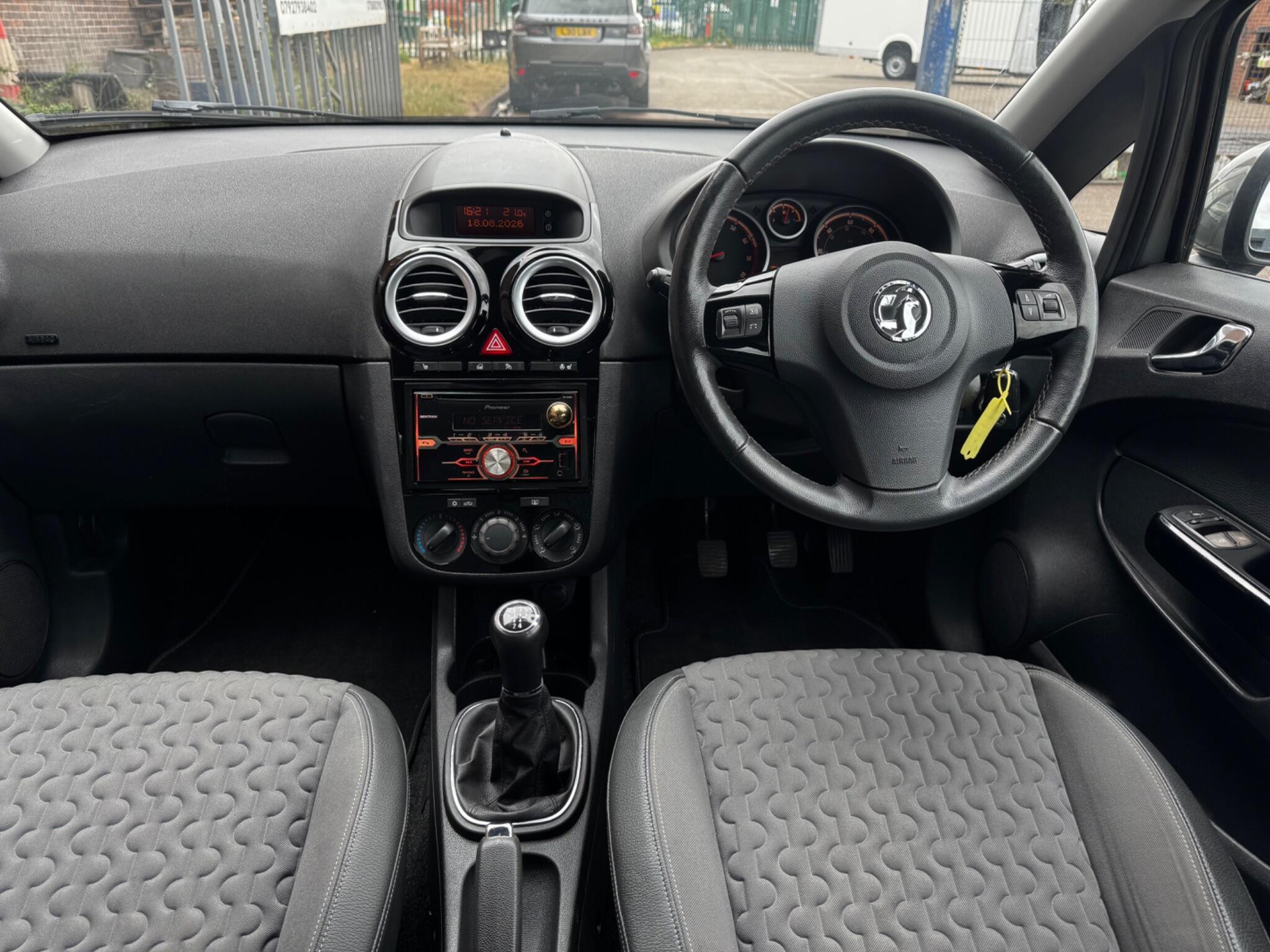 Vauxhall Corsa - Image 10