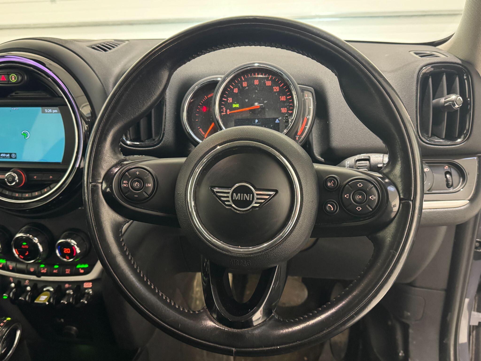 MINI Countryman - Image 27