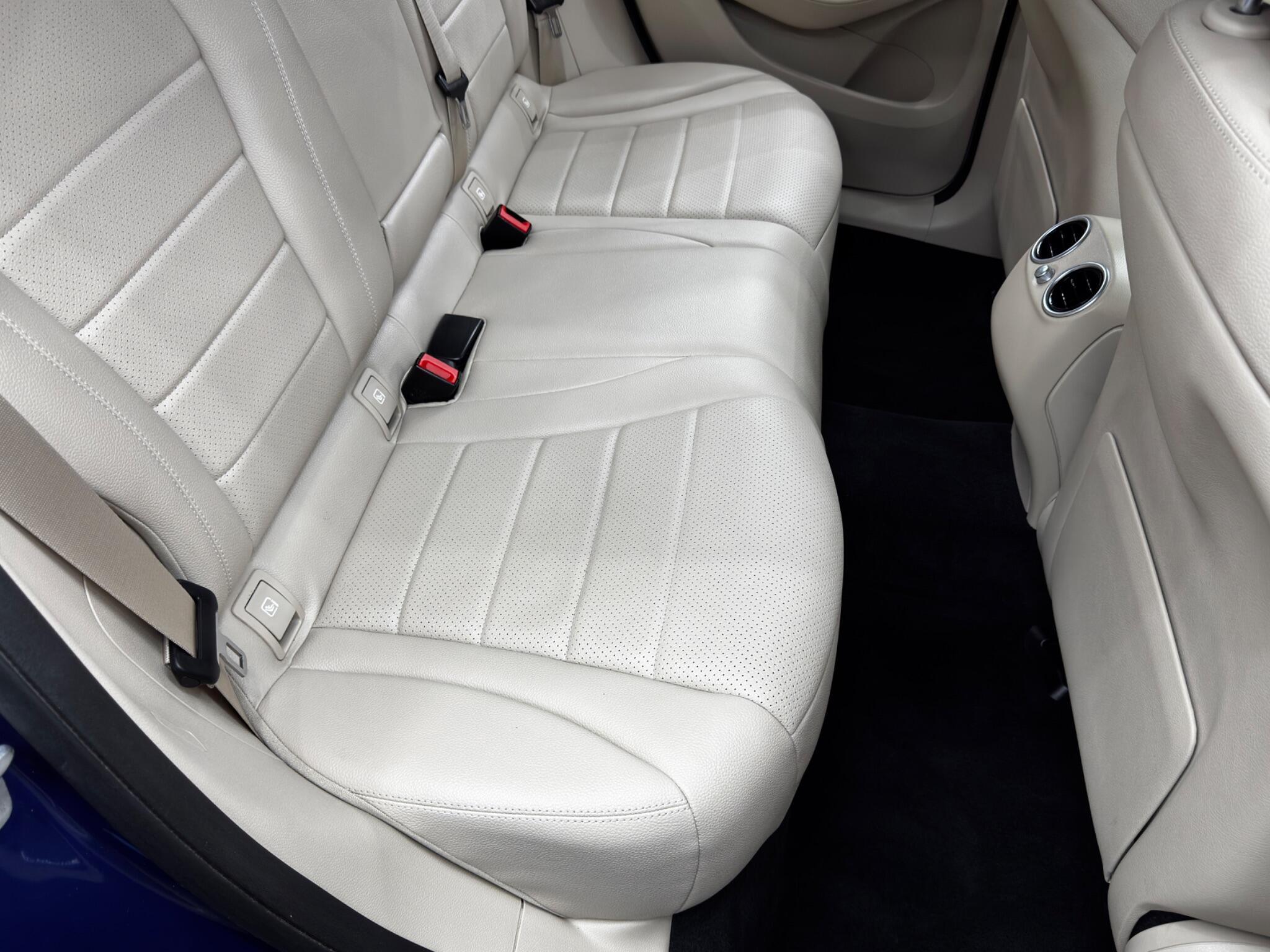 Mercedes GLC - Image 16