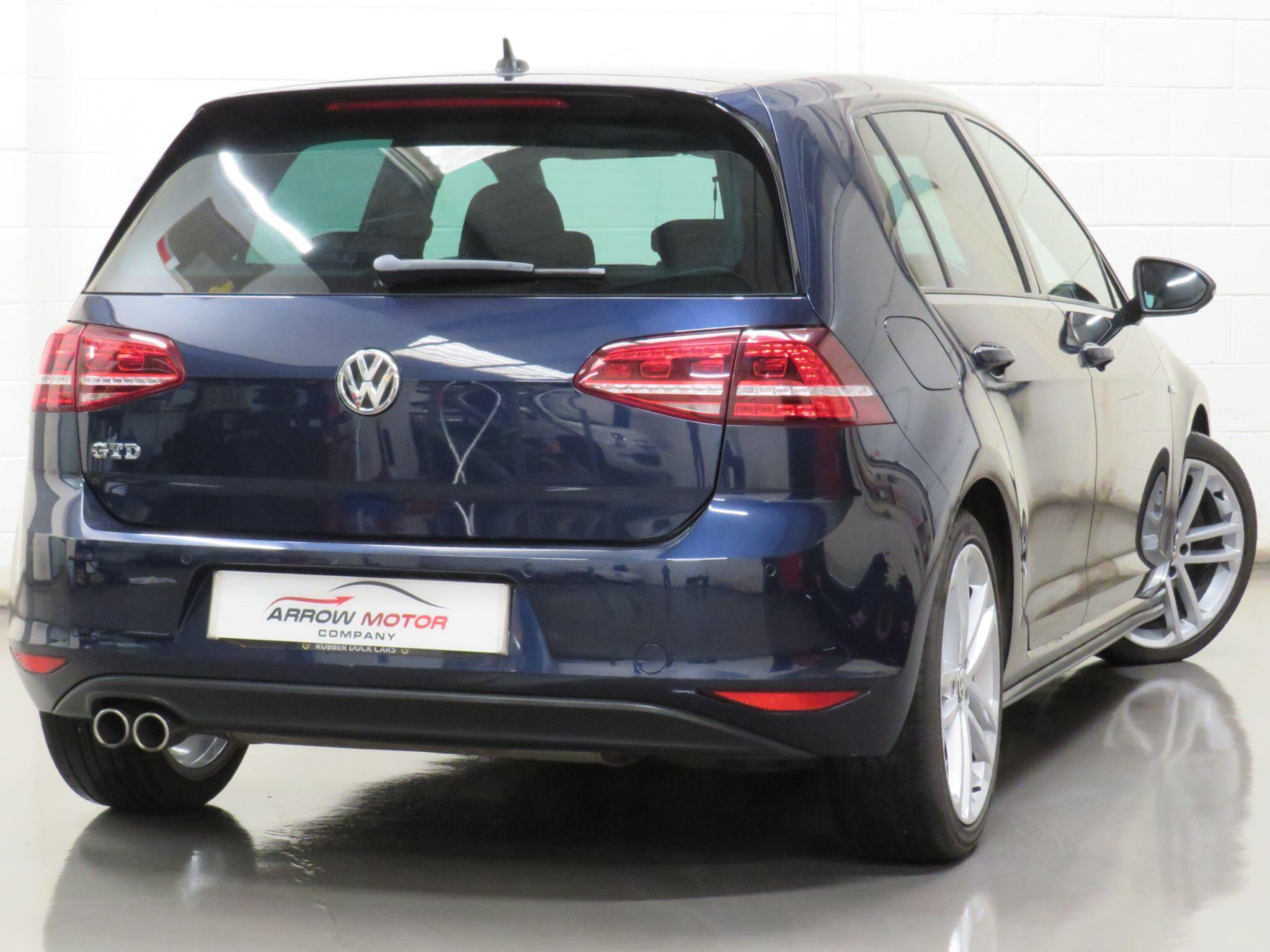 Volkswagen Golf - Image 3