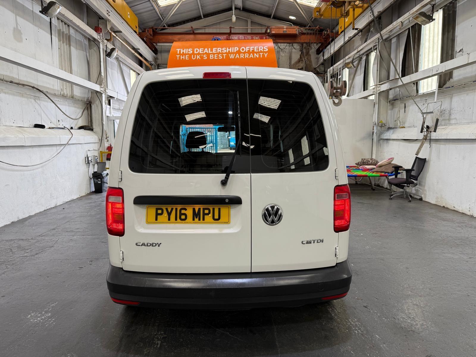 Volkswagen Caddy - Image 11