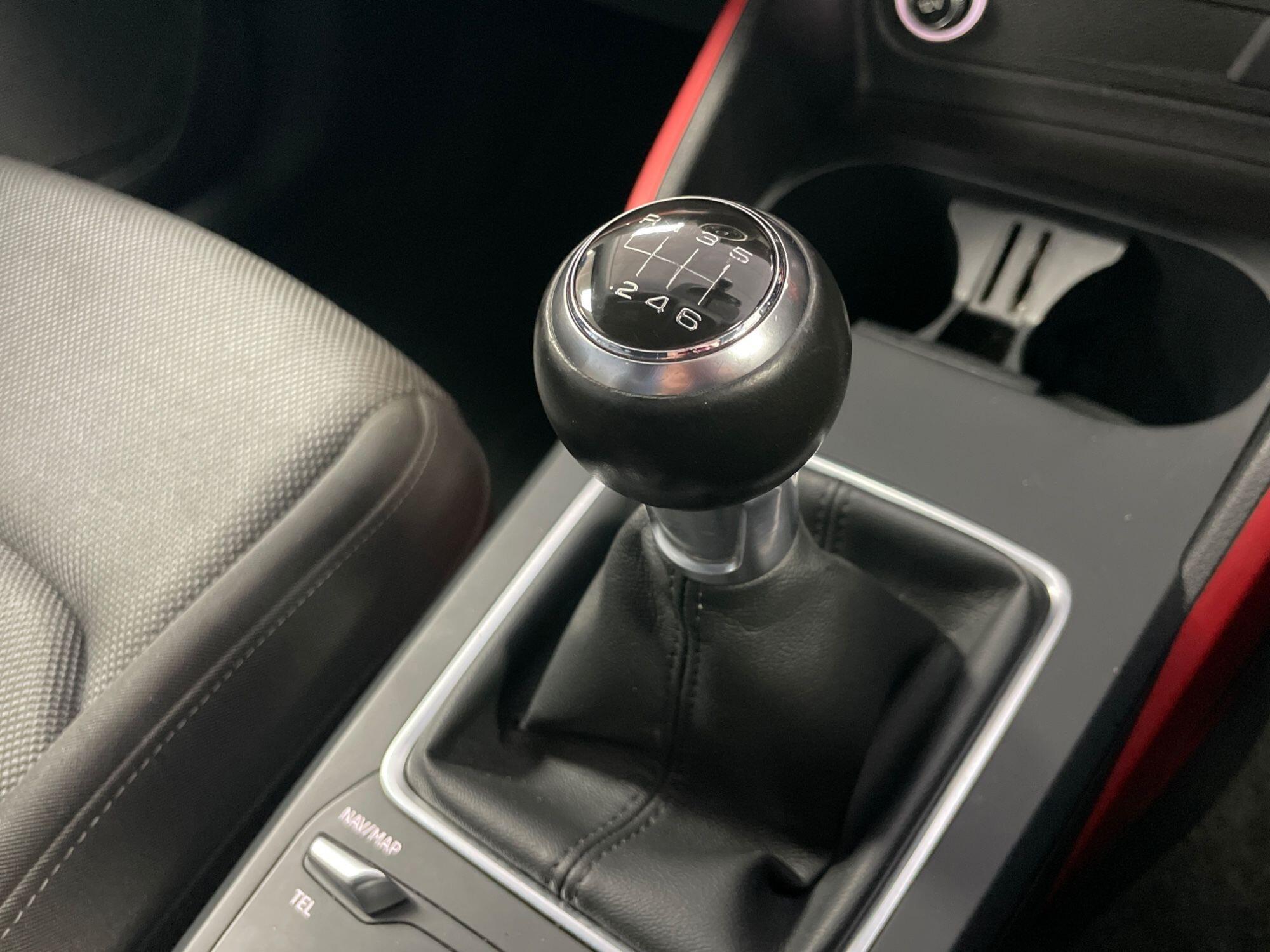 Audi Q2 - Image 48