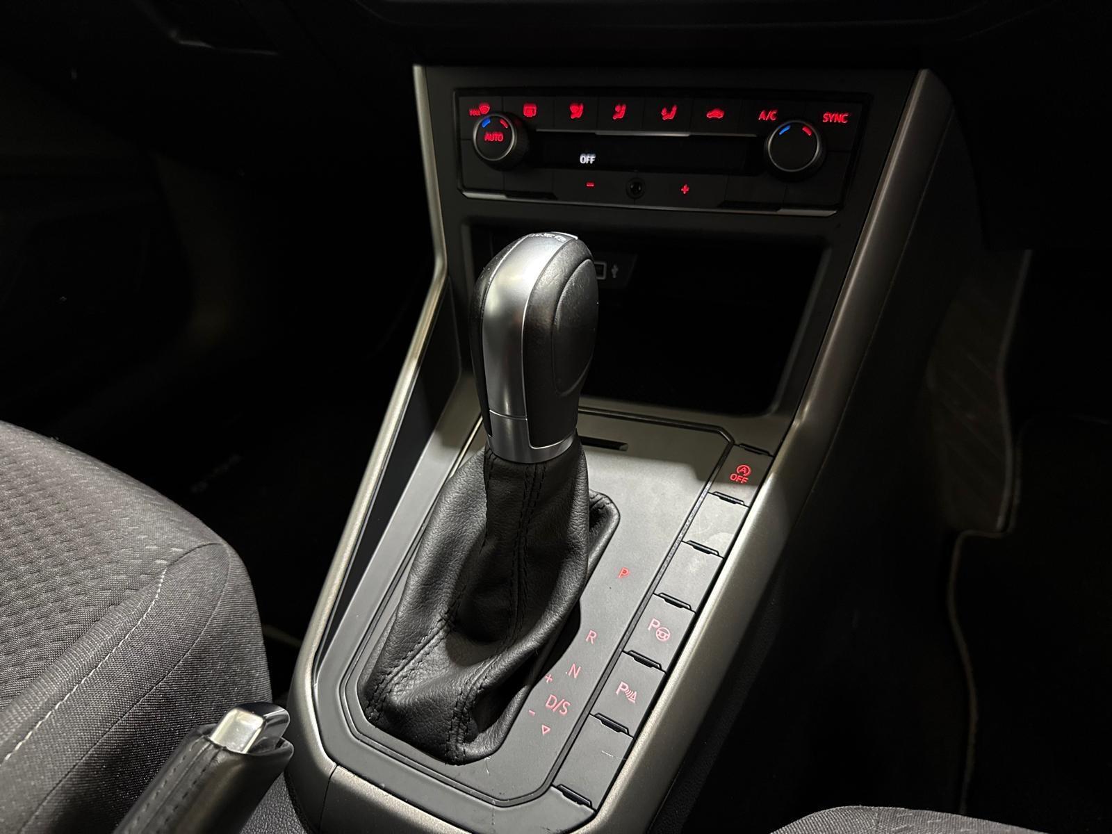 Volkswagen Polo - Image 20