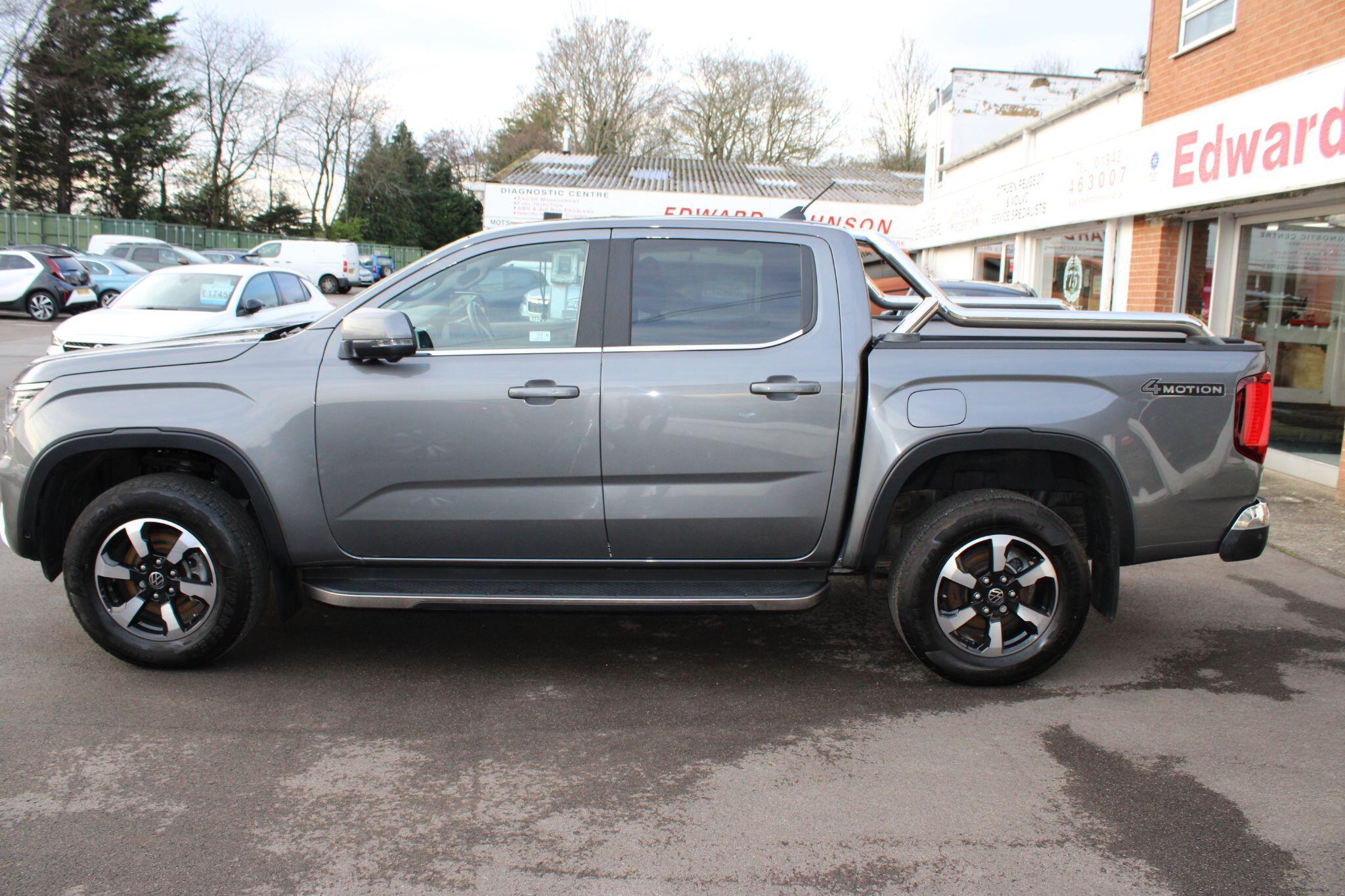 Volkswagen Amarok - Image 5