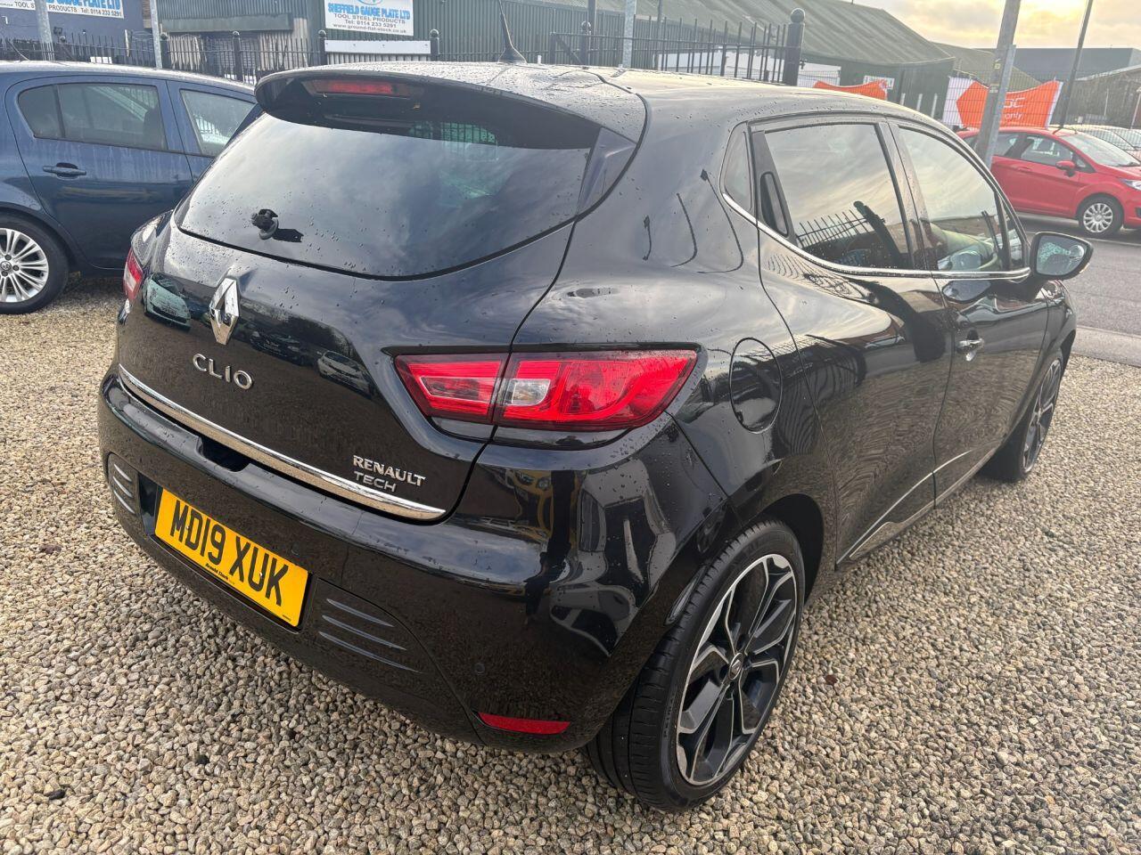Renault Clio - Image 6