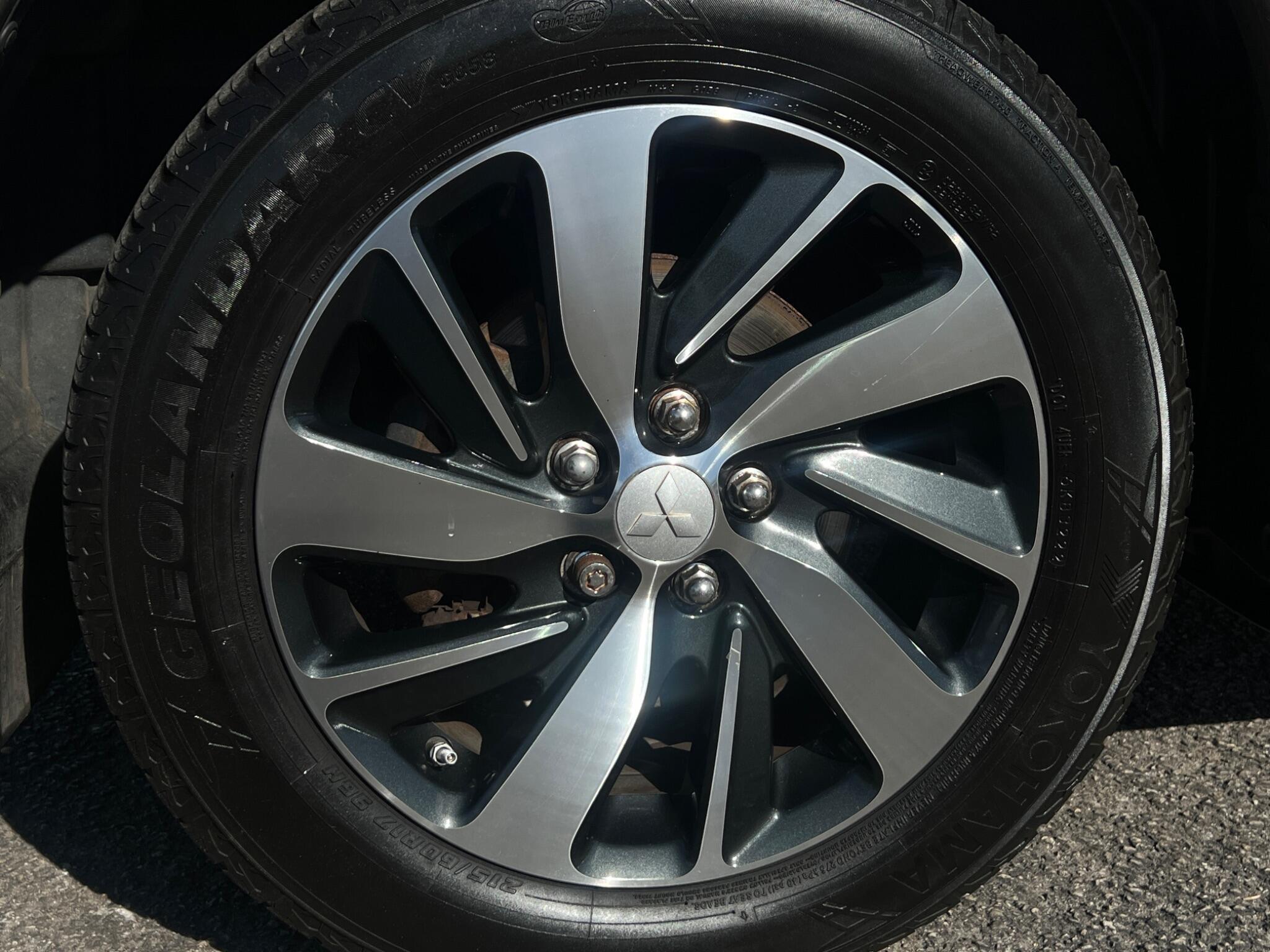 Mitsubishi ASX - Image 13