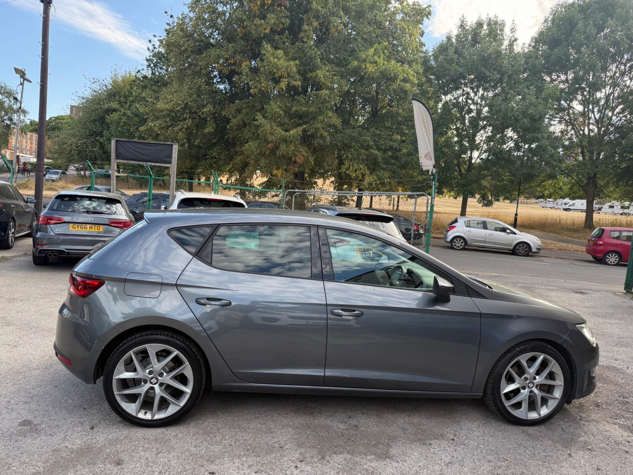 SEAT Leon - Image 8