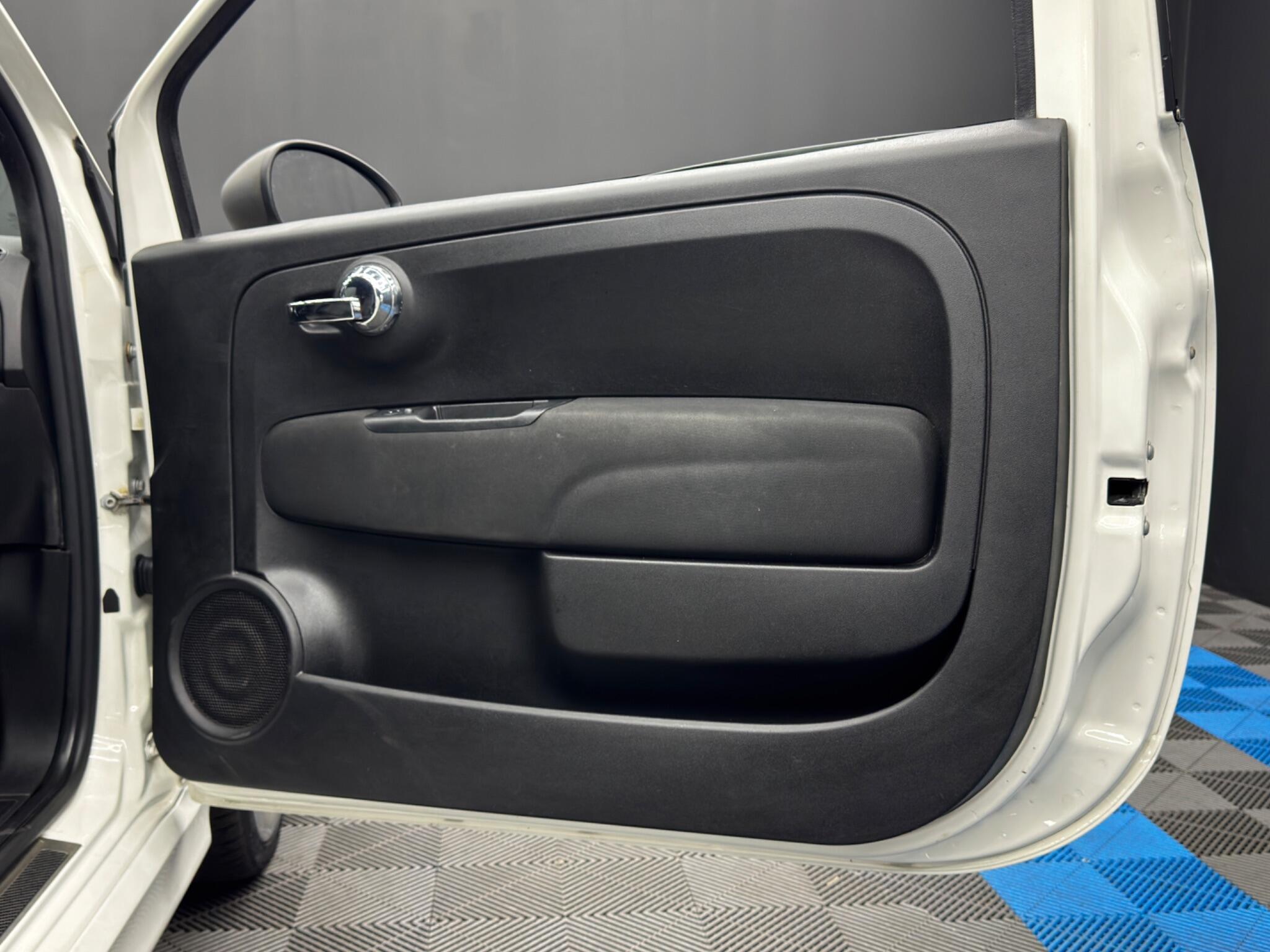 Abarth 595 - Image 26