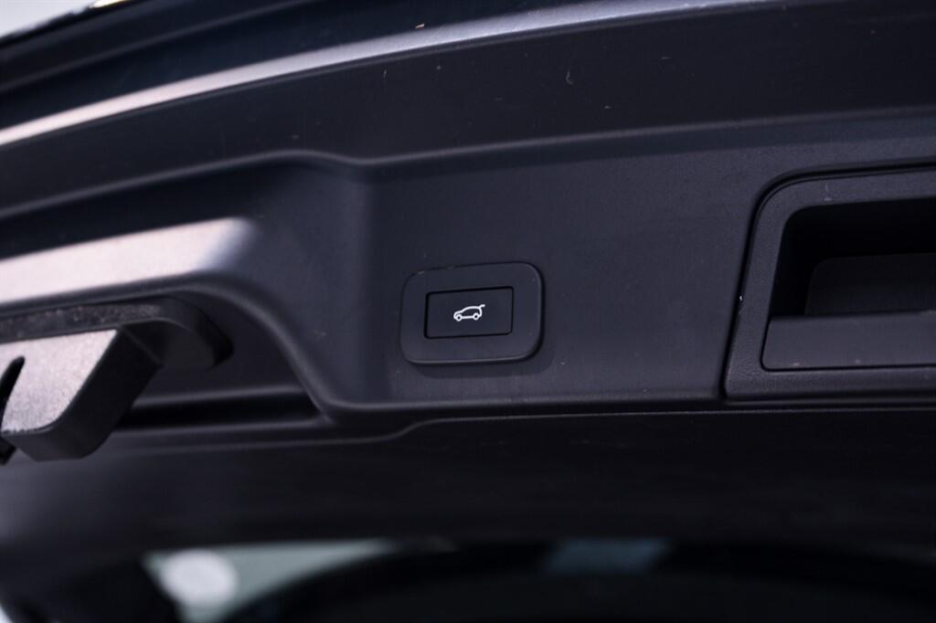 Land Rover Range Rover Evoque - Image 27