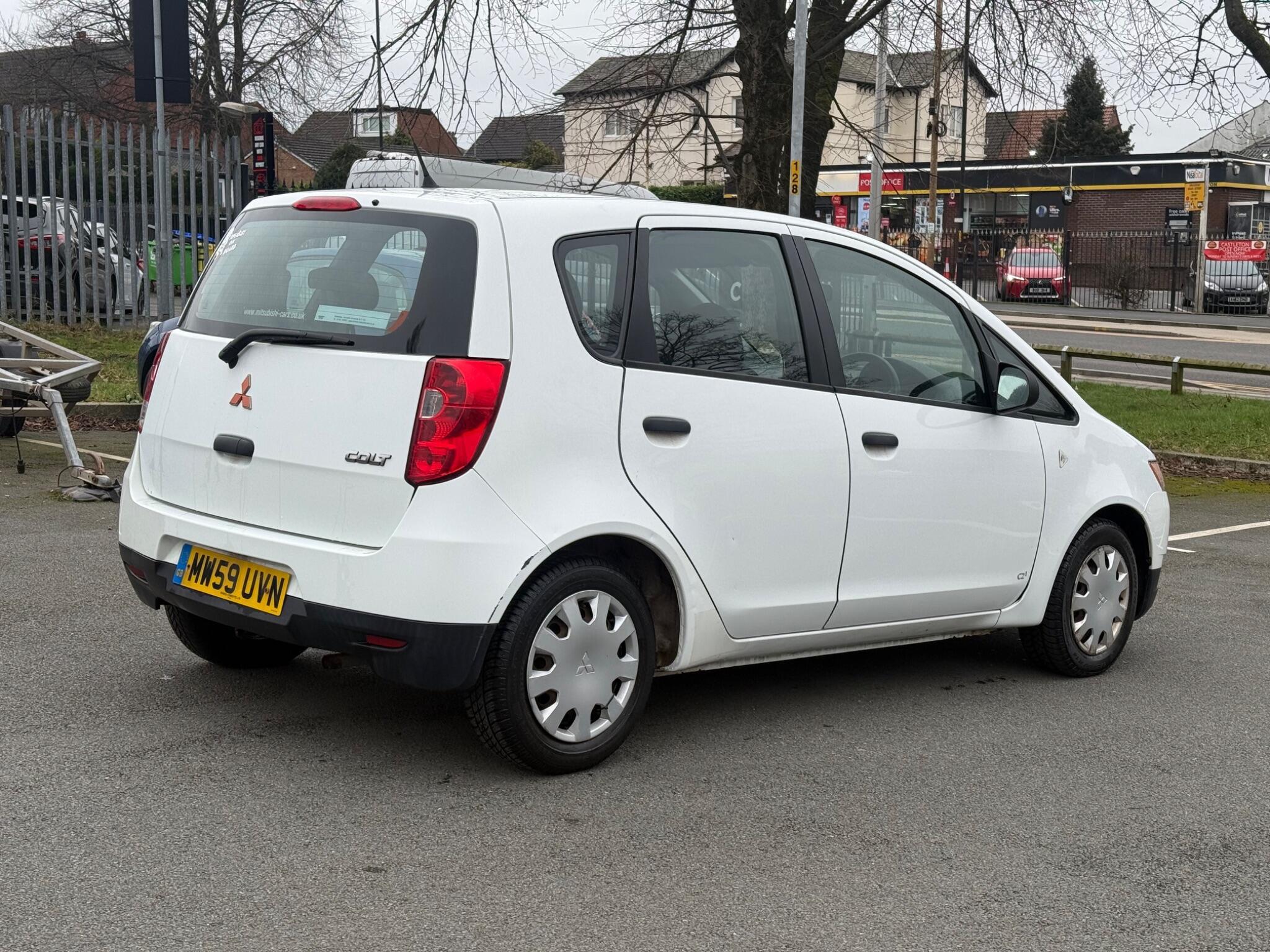 Mitsubishi Colt - Image 6