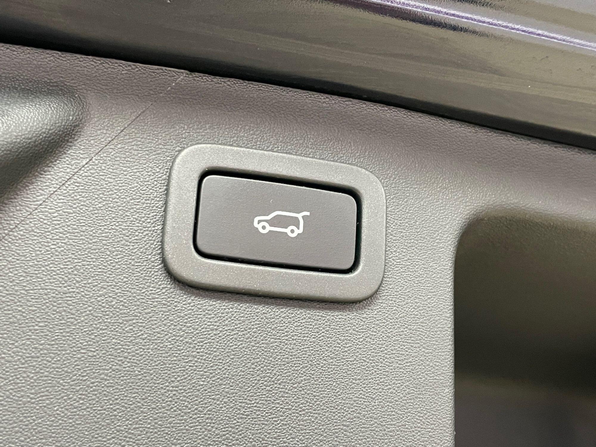 Land Rover DISCOVERY SPORT - Image 19
