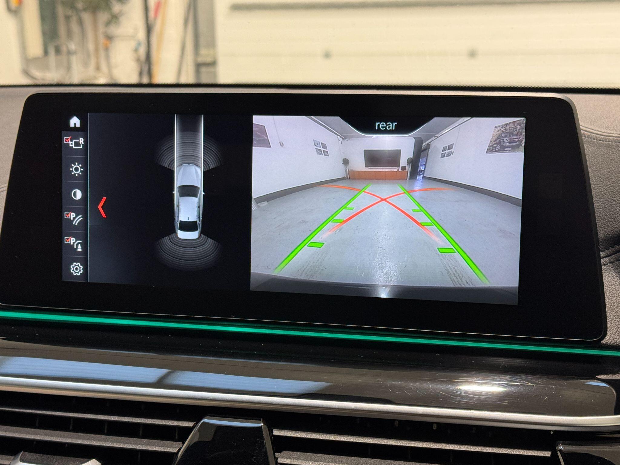 BMW 5 Series - Image 32