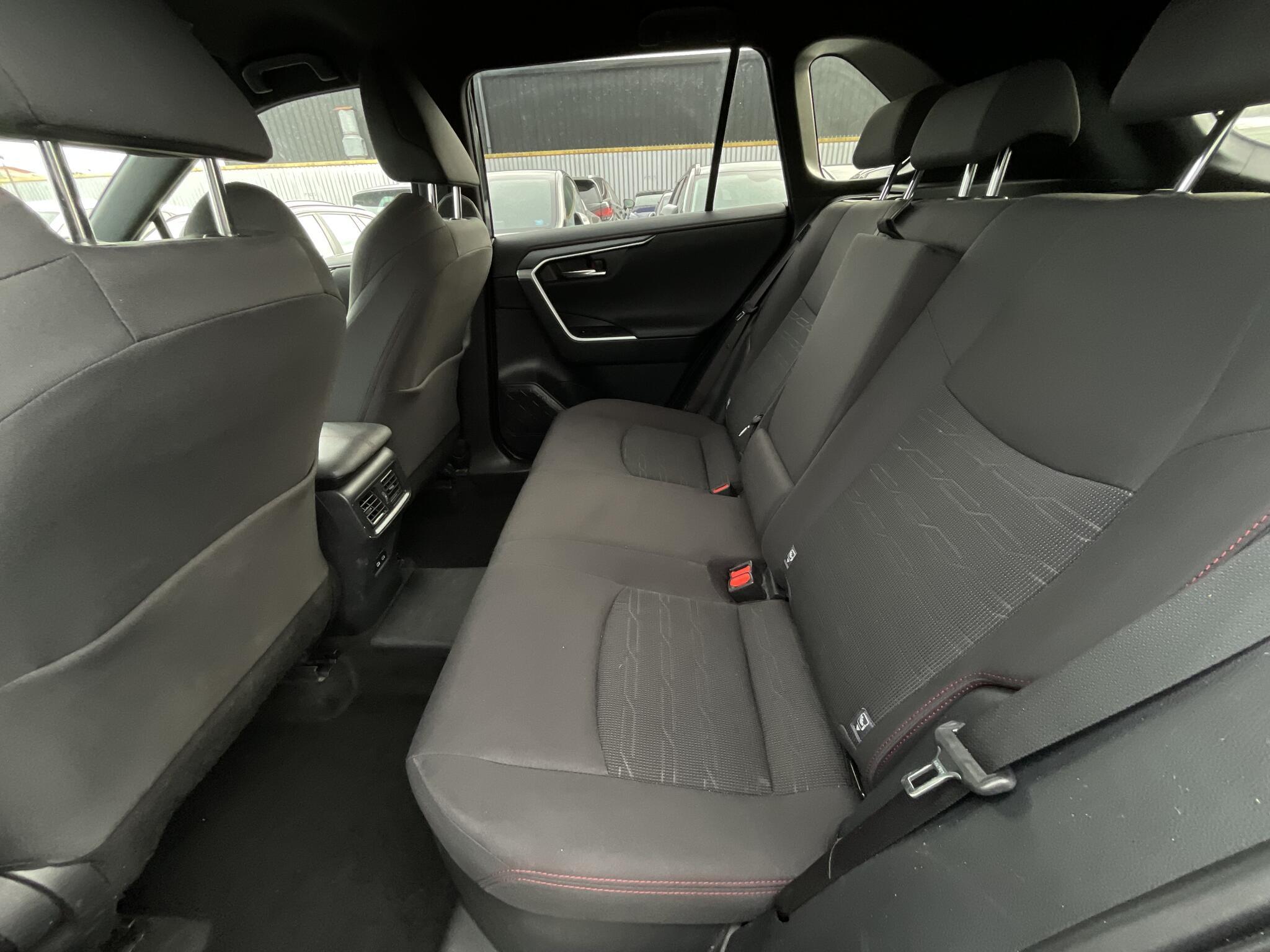 Toyota RAV4 - Image 15