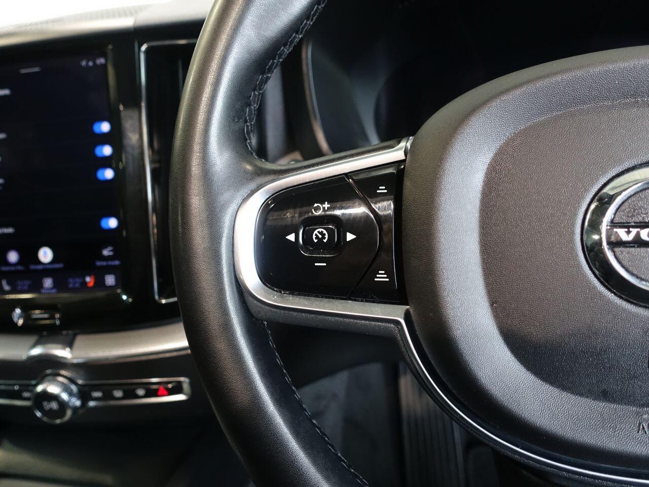 Volvo XC60 - Image 20
