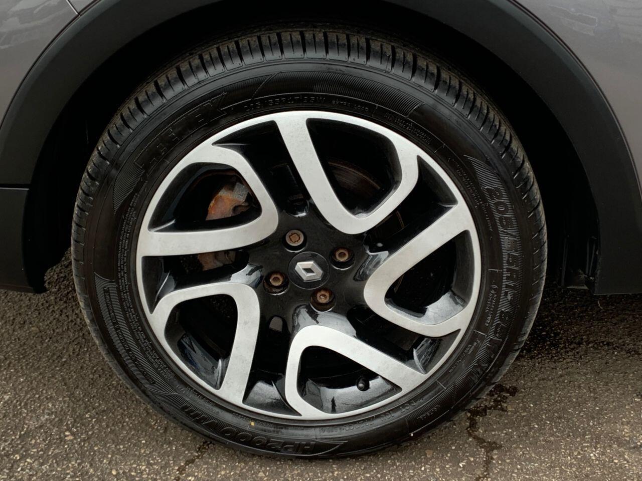 Renault Captur - Image 30