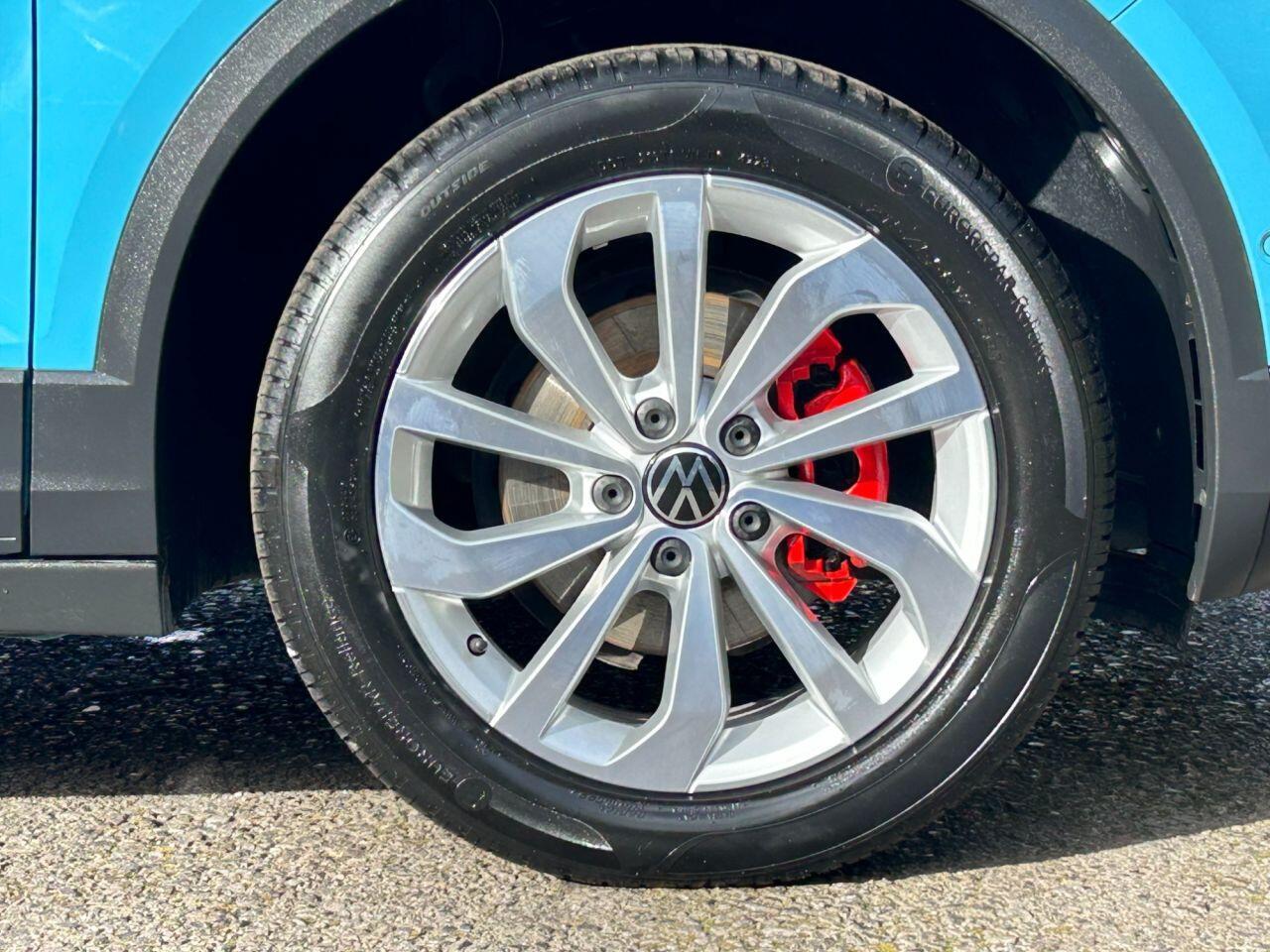 Volkswagen T-Roc - Image 24