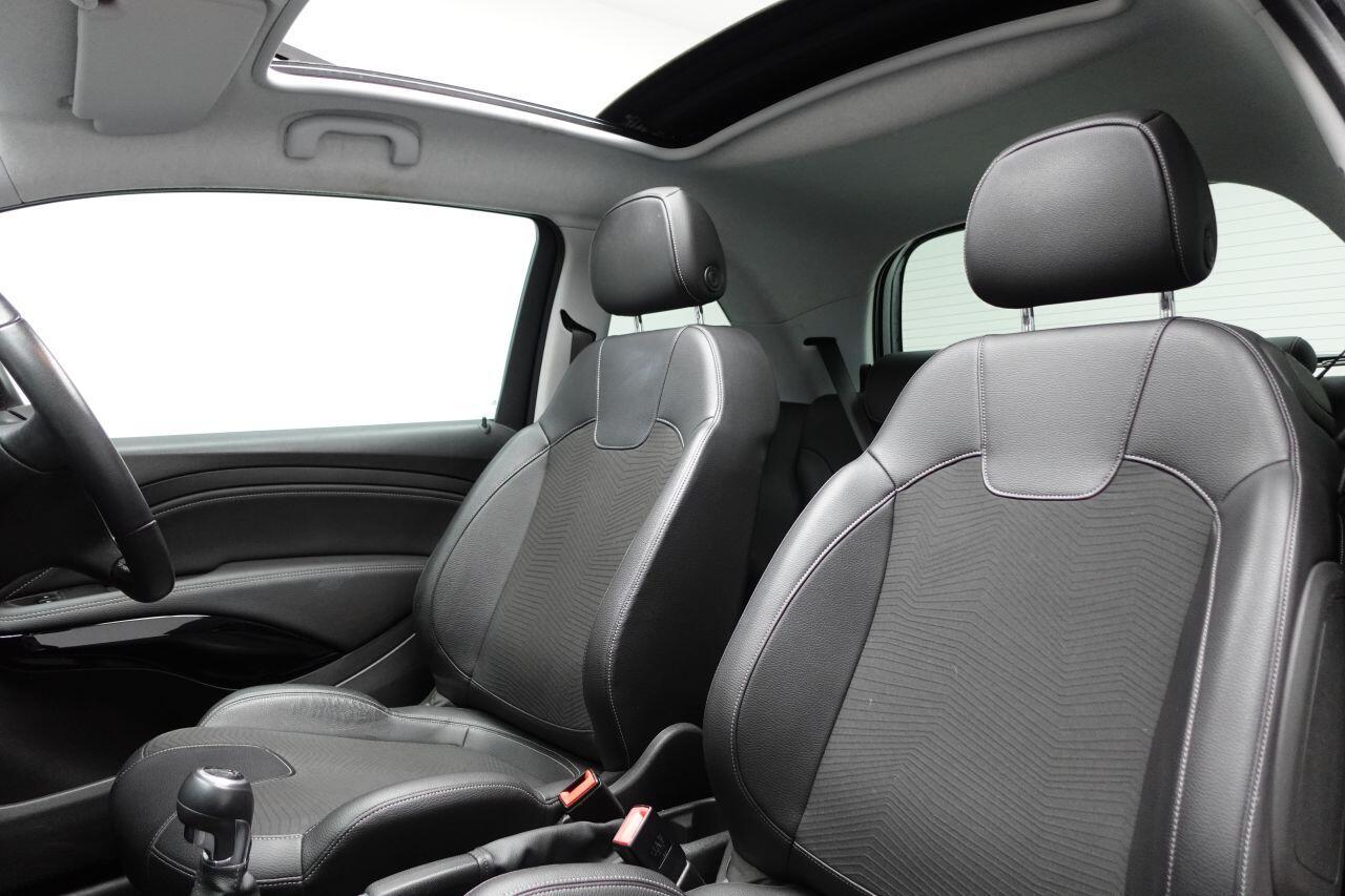 Vauxhall ADAM - Image 17