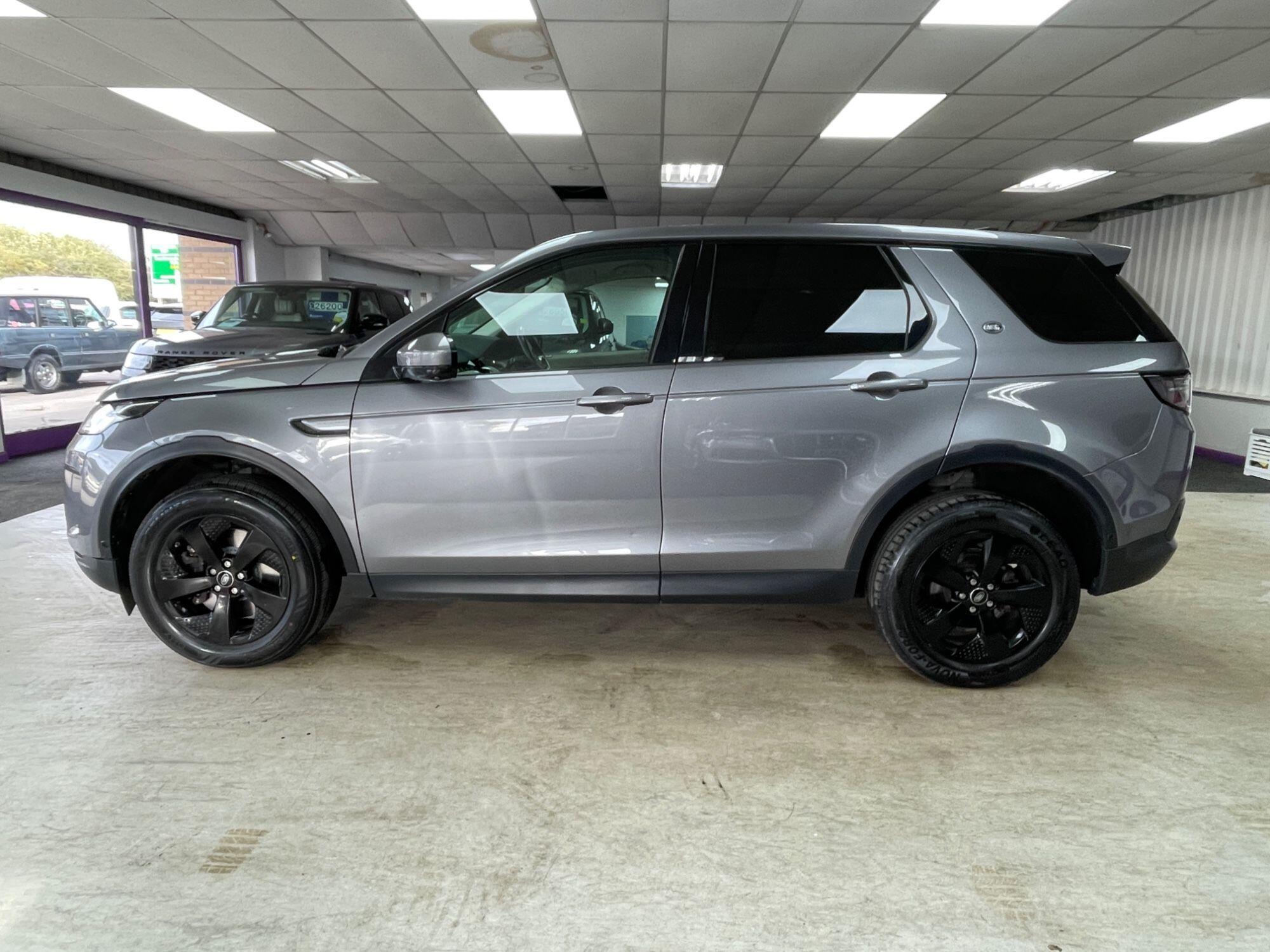 Land Rover DISCOVERY SPORT - Image 12