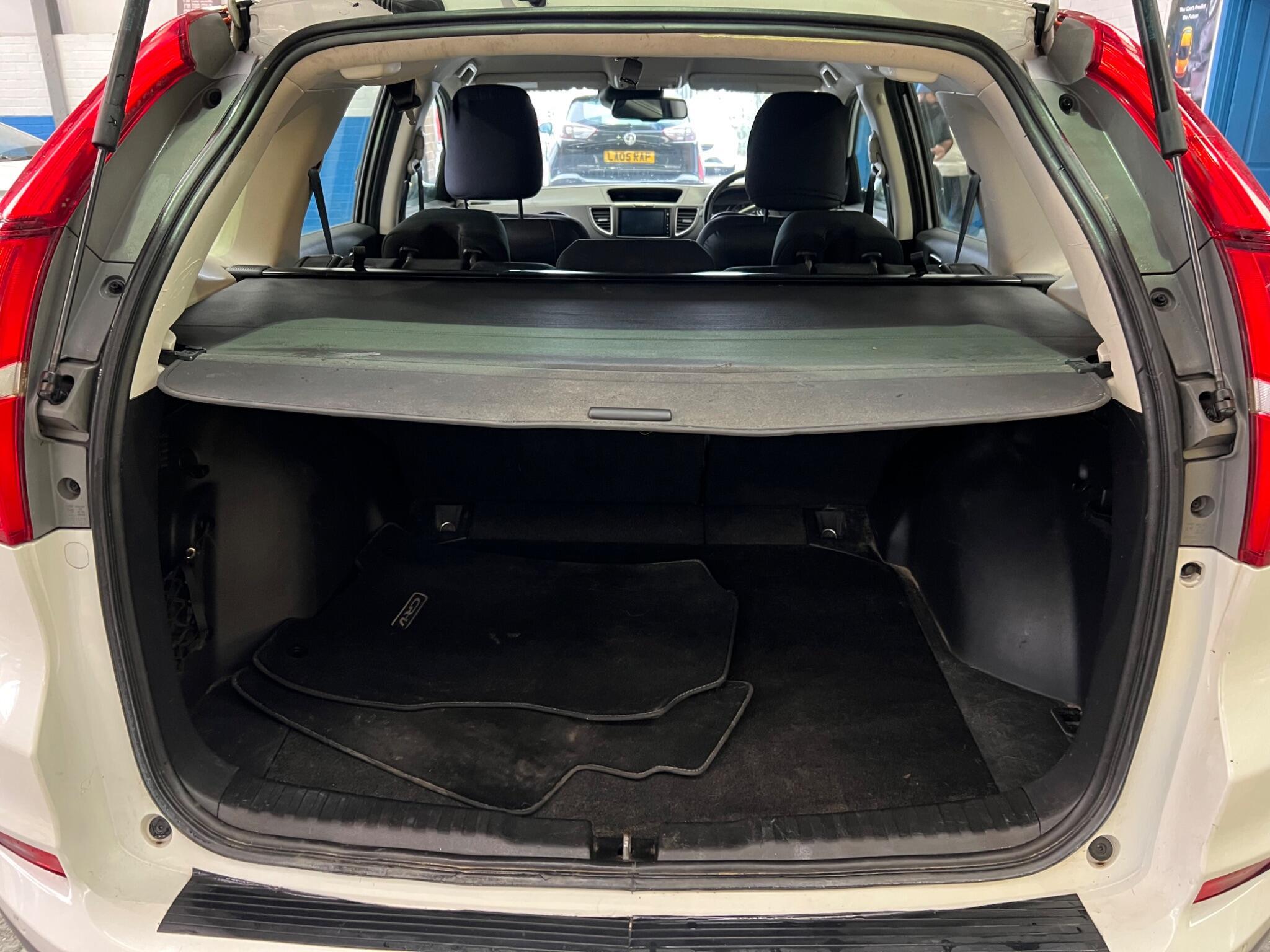 Honda CR-V - Image 33