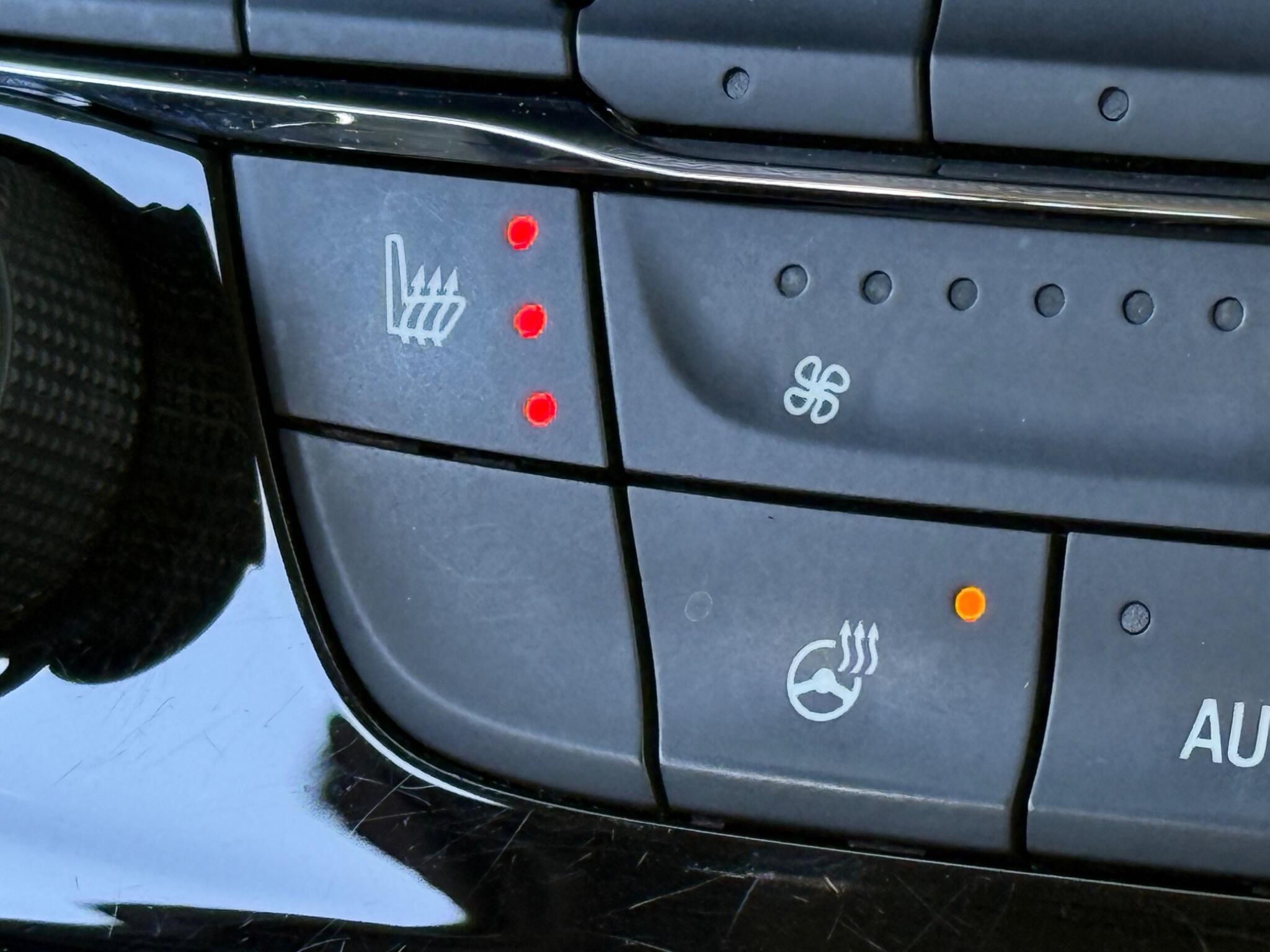 Vauxhall Astra - Image 30