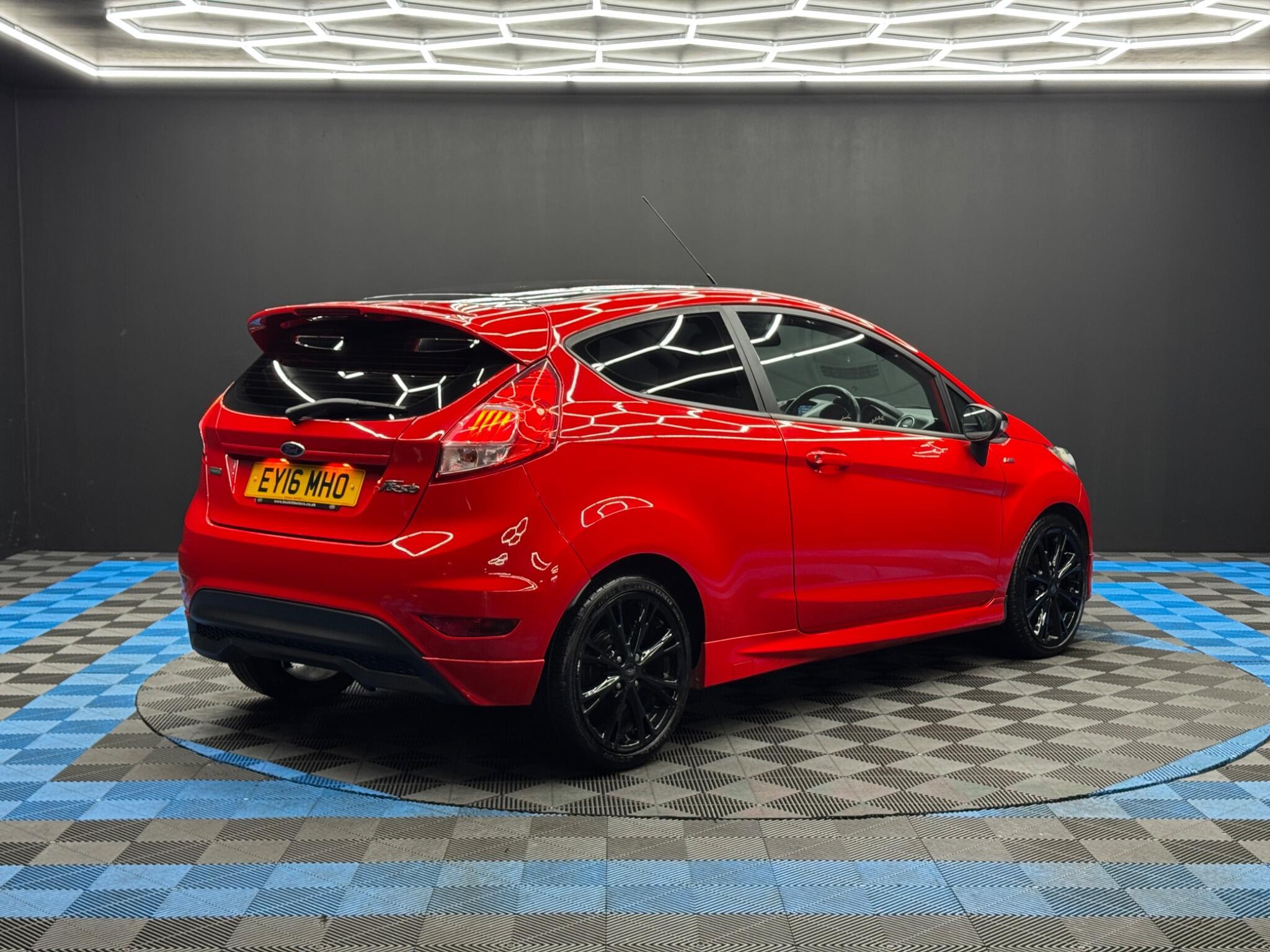 Ford Fiesta - Image 5