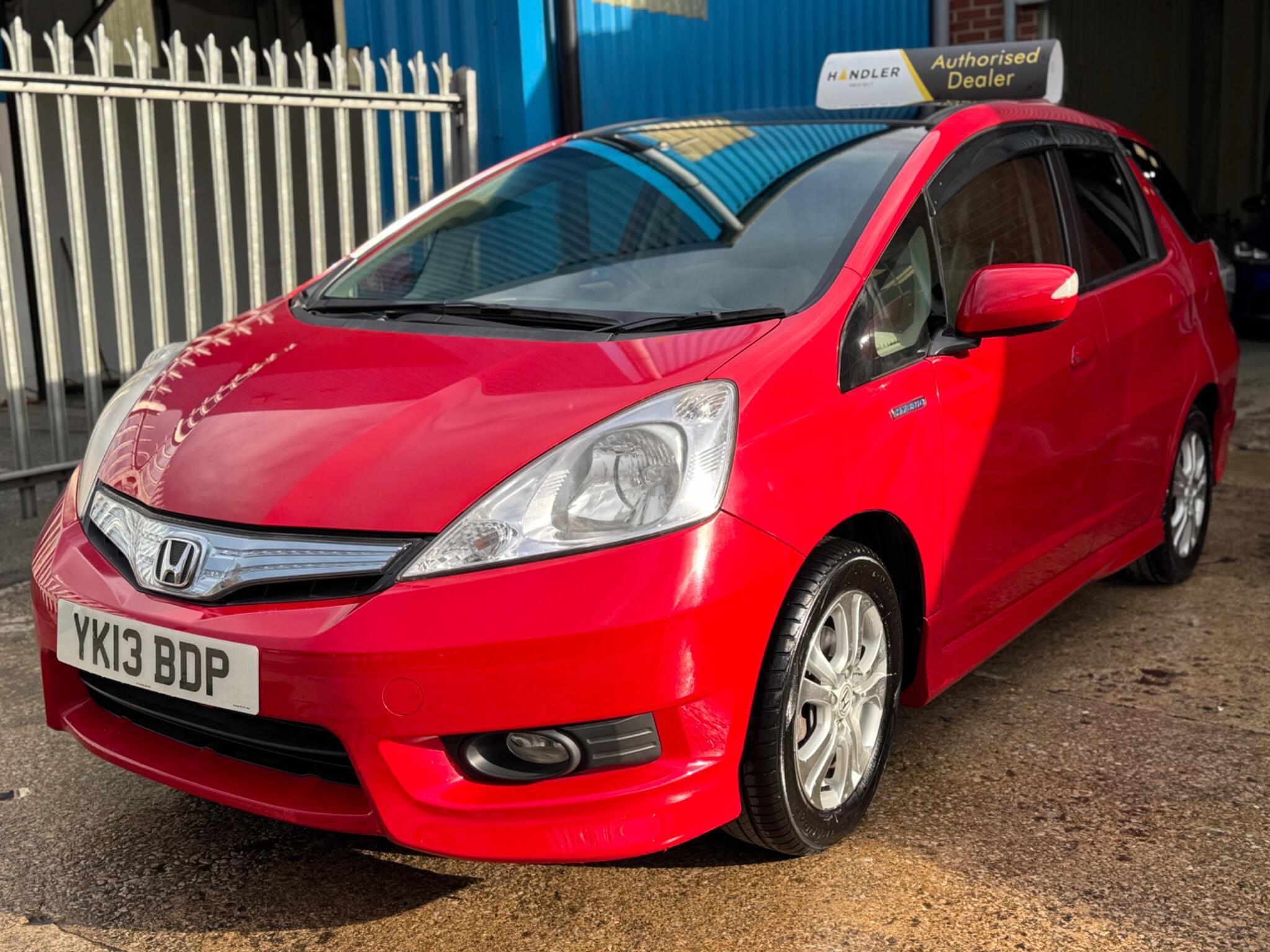 Honda FIT - Image 18