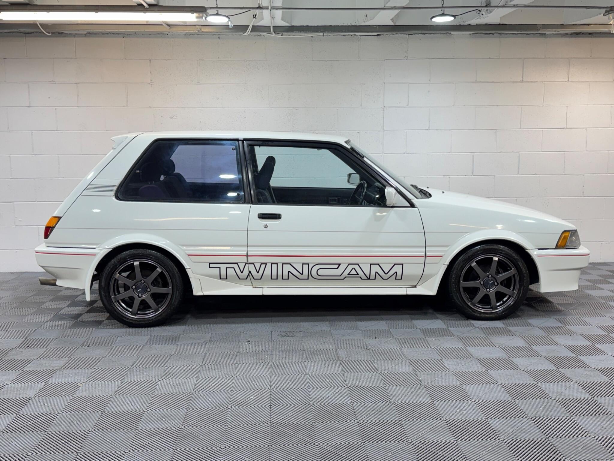 Toyota Corolla - Image 6