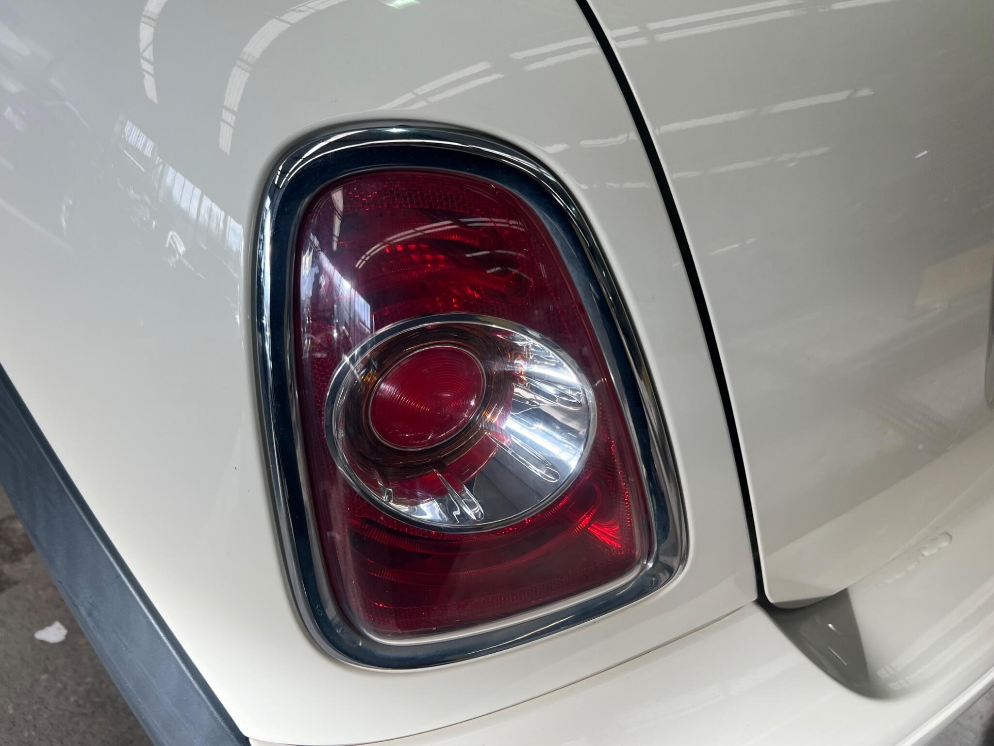 MINI Hatch - Image 14