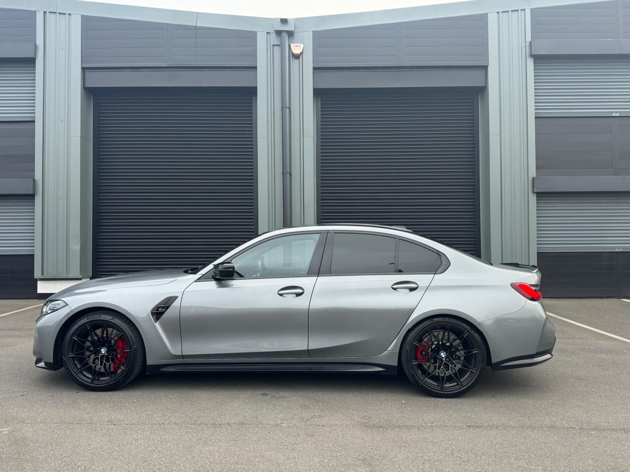 BMW M3 - Image 2