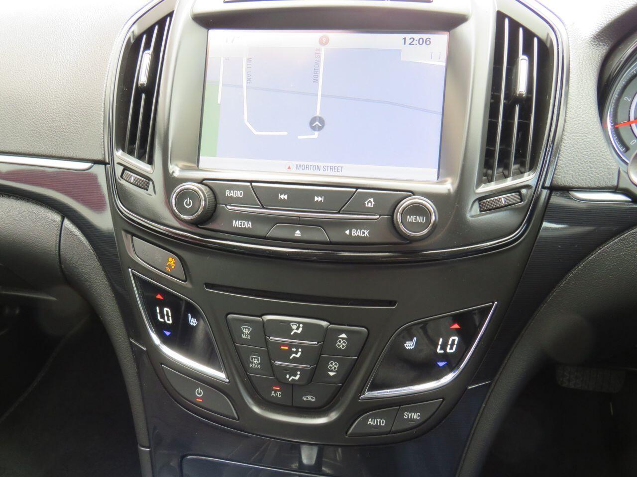 Vauxhall Insignia - Image 15