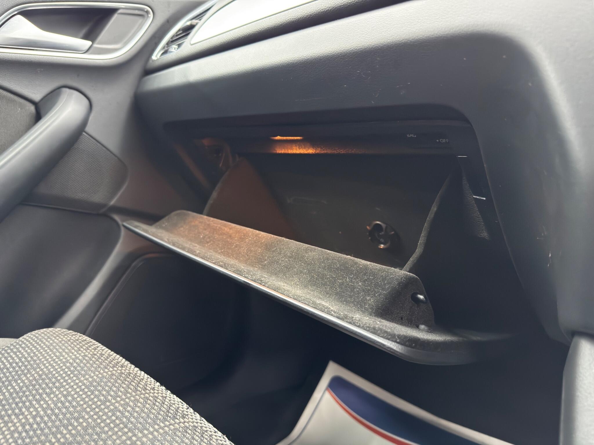 Audi Q3 - Image 35
