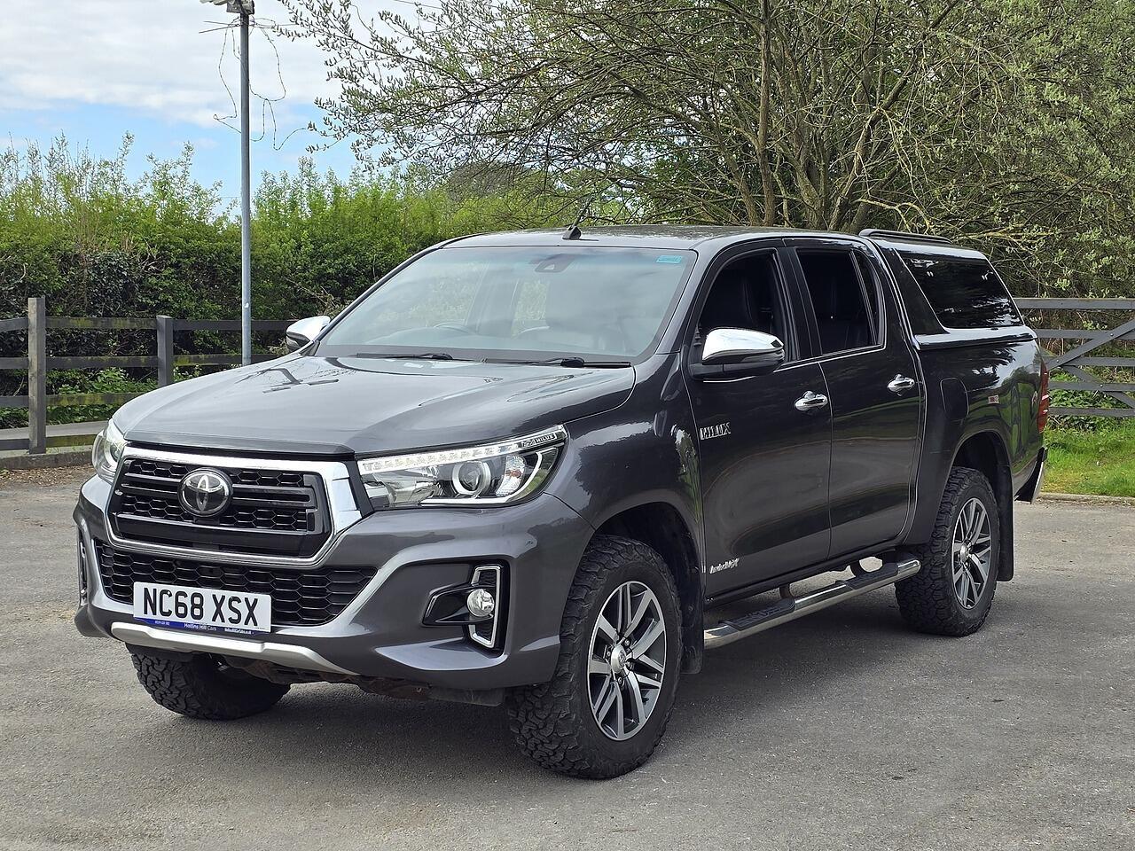 Toyota Hilux - Image 16