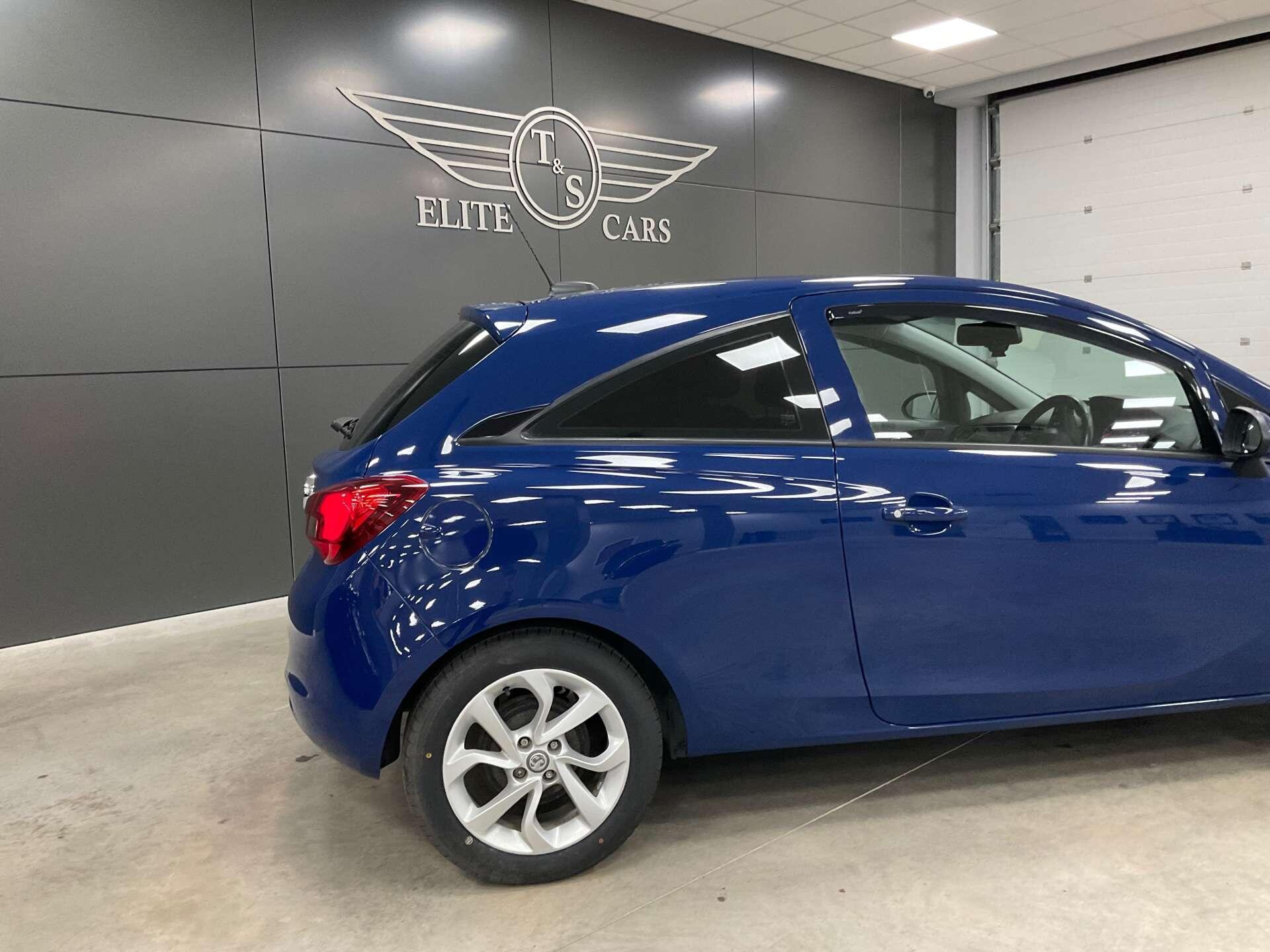 Vauxhall Corsa - Image 32